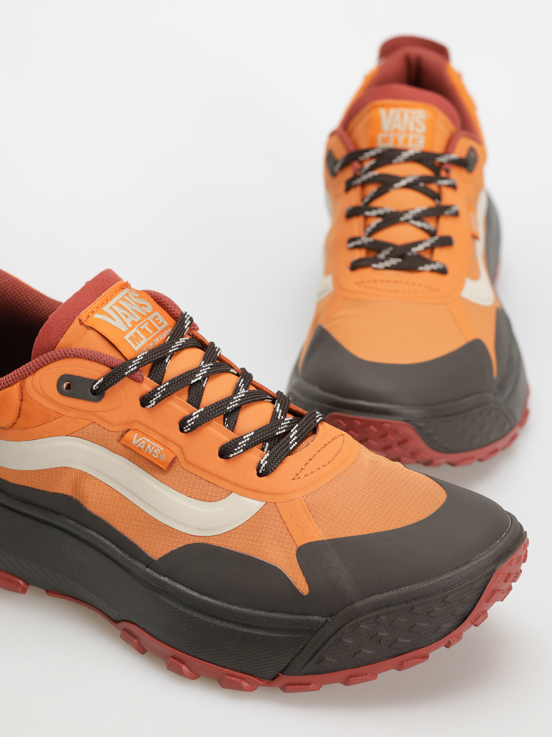 Boty Vans Mte Crosspath (marmalade)