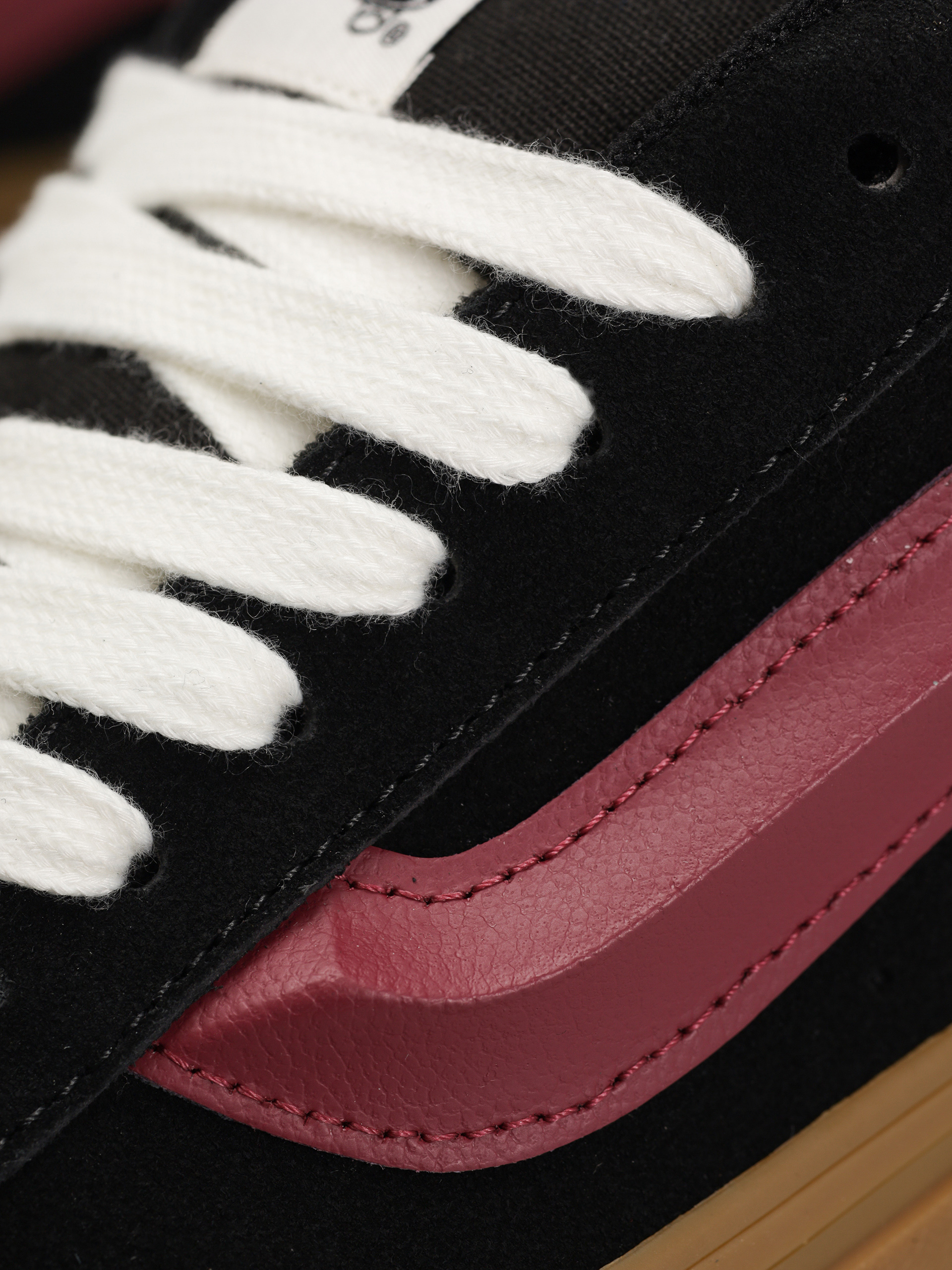 Boty Vans Knu Skool (vintage suede black/multi)