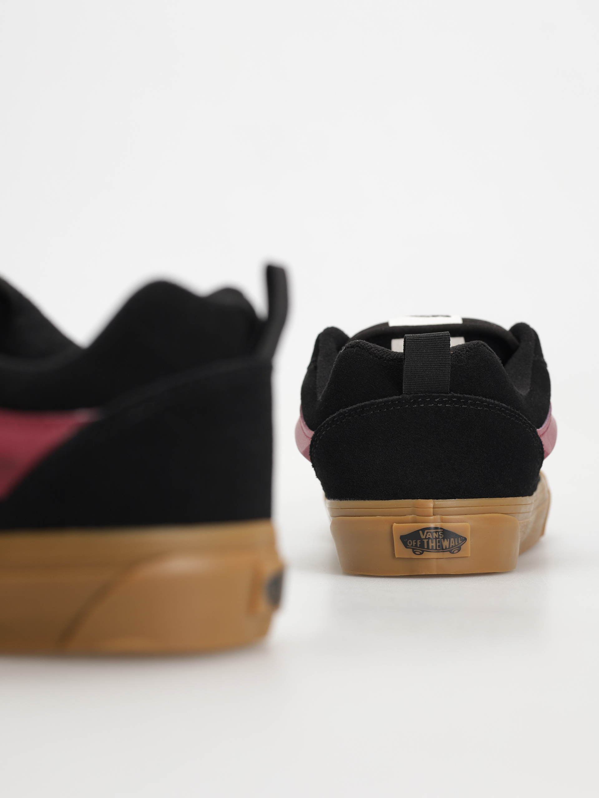 Boty Vans Knu Skool (vintage suede black/multi)