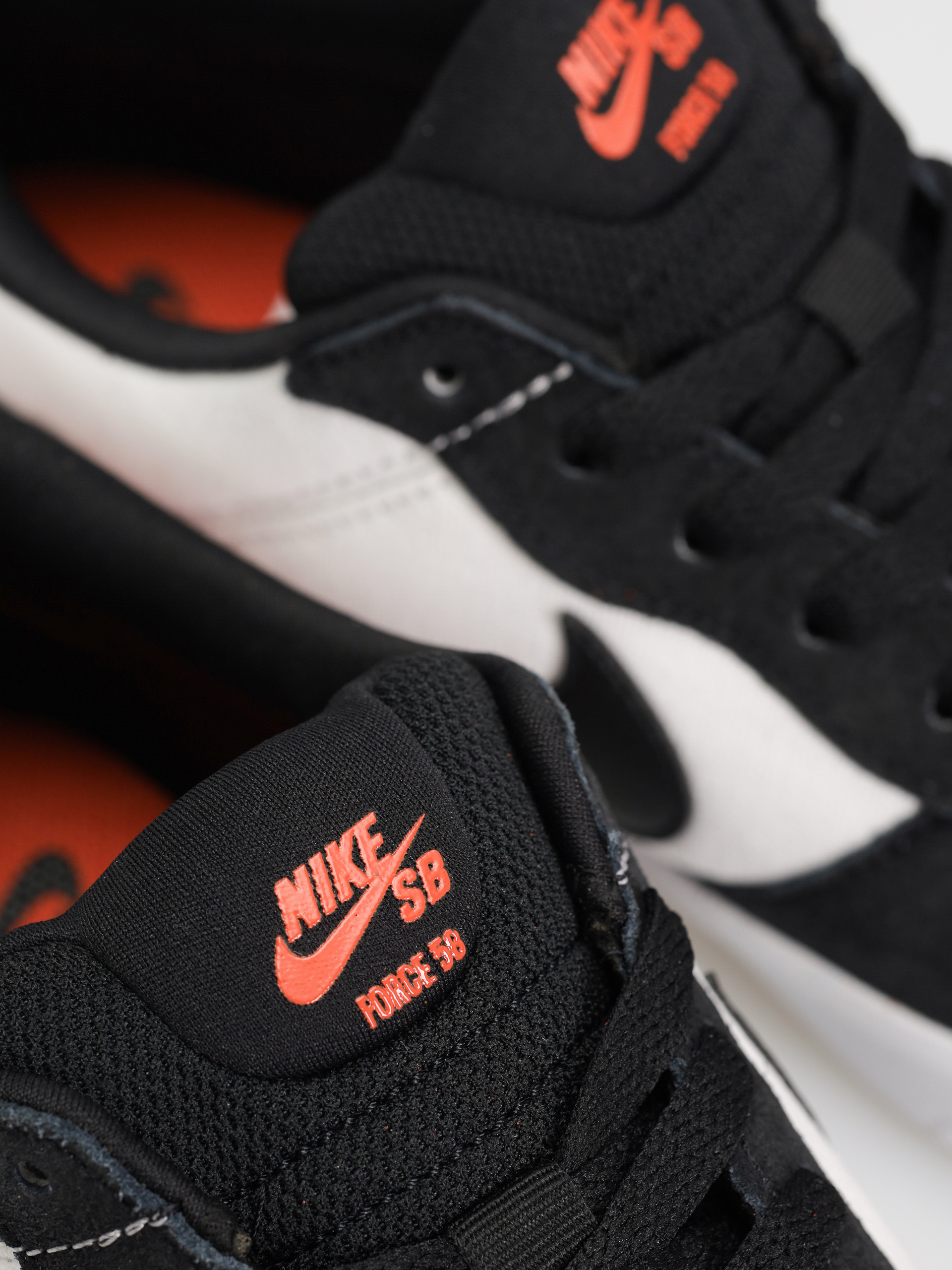 Boty Nike SB Force 58 (white/black cosmic clay white)