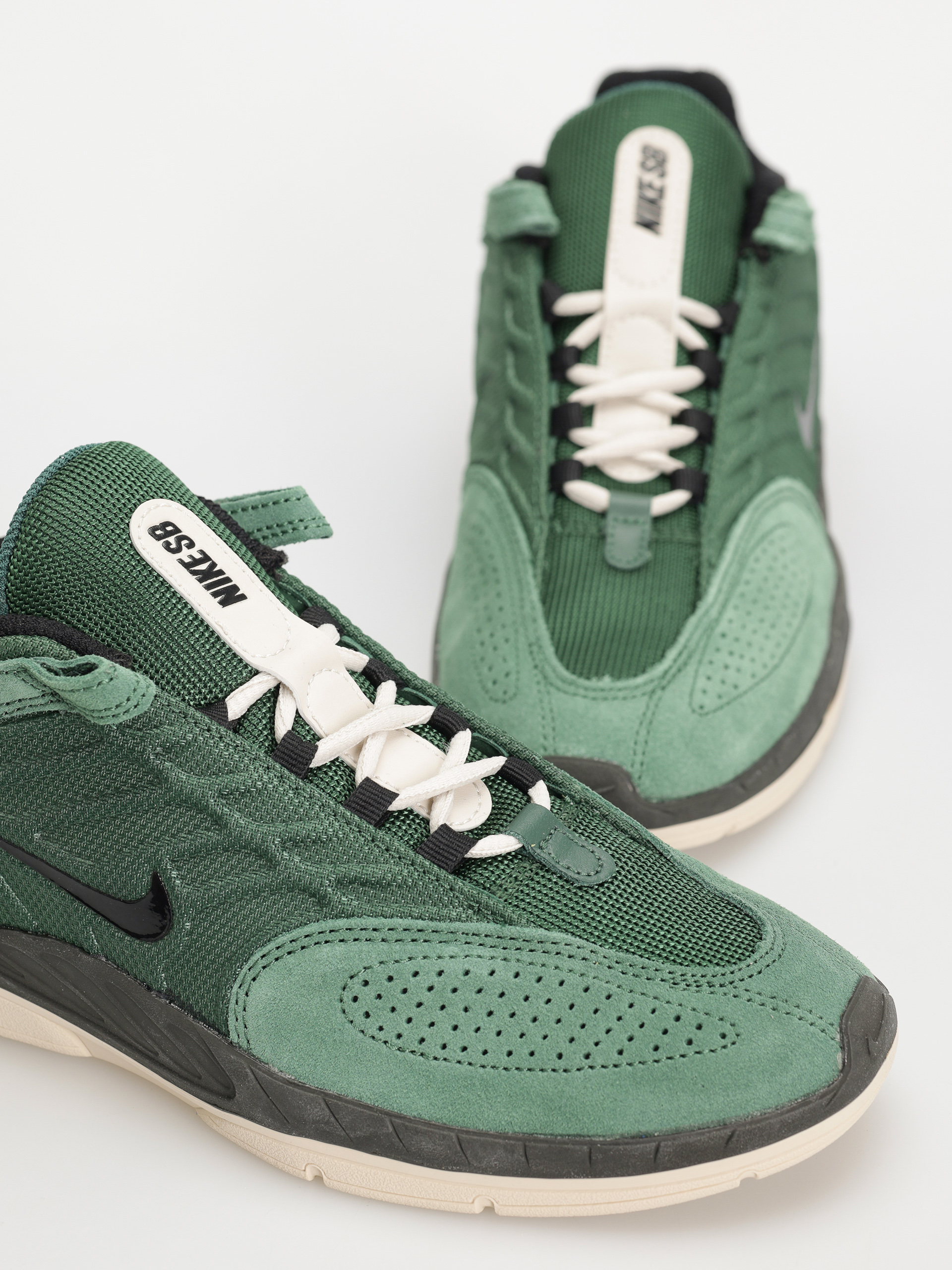 Boty Nike SB Vertebrae (fir/black sequoia lt orewood brn)