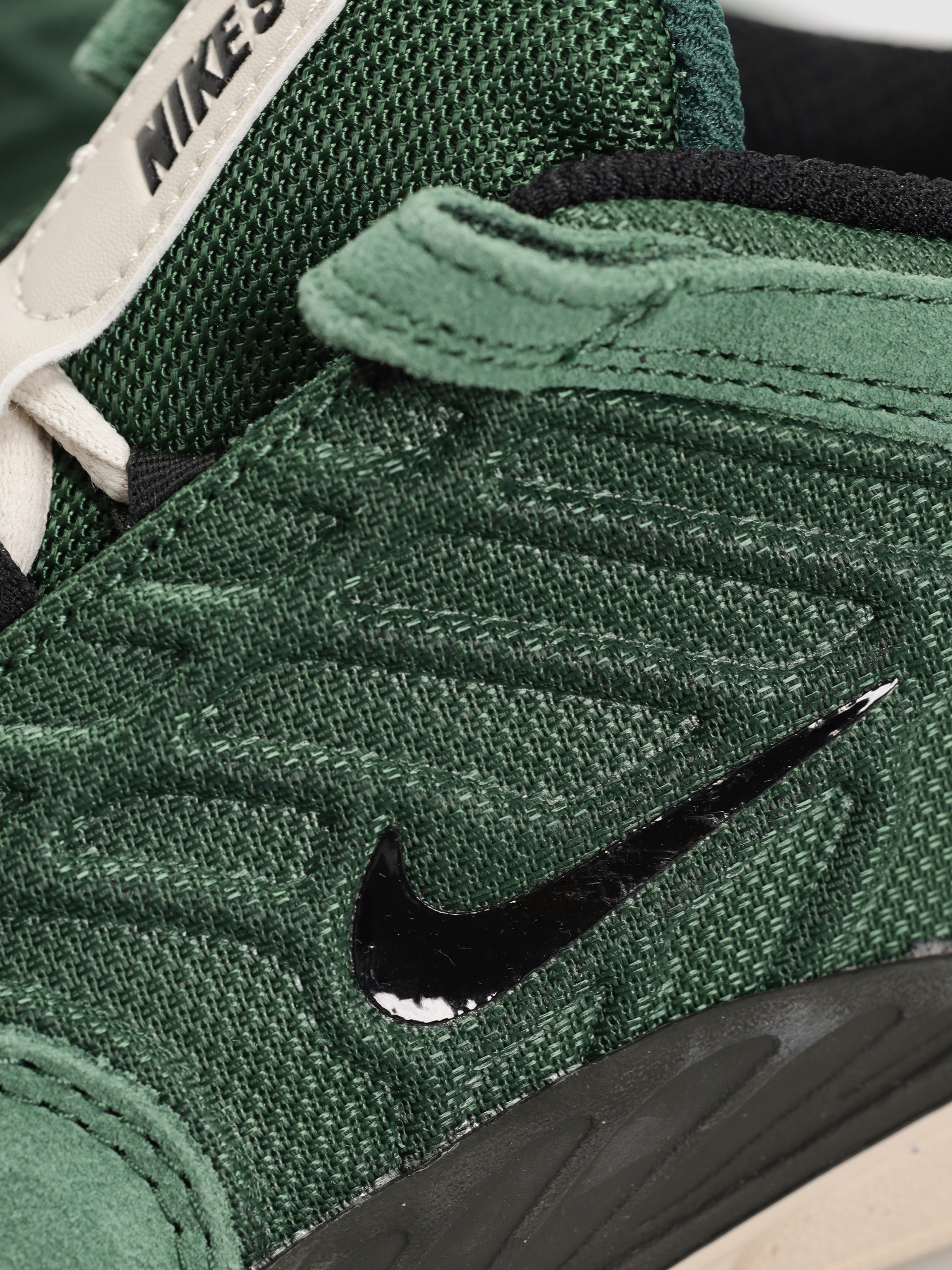 Boty Nike SB Vertebrae (fir/black sequoia lt orewood brn)