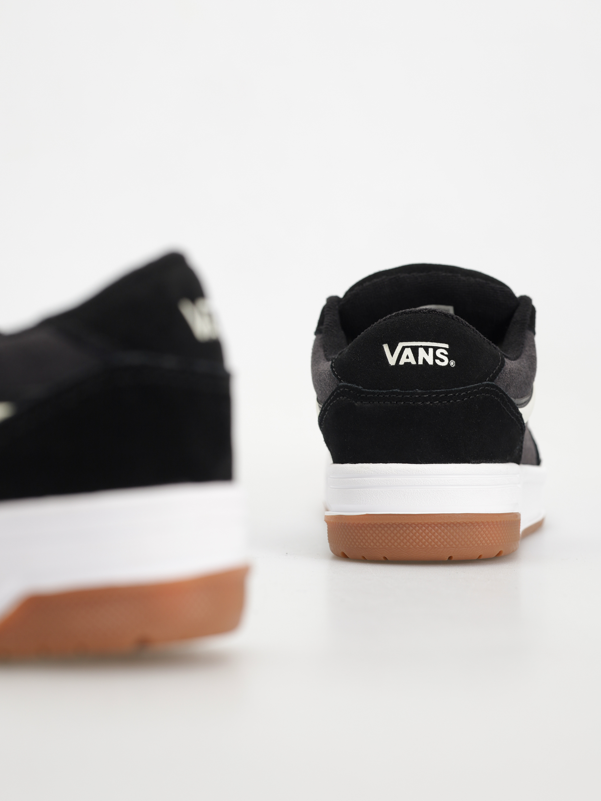 Boty Vans Hylane (nineties black)