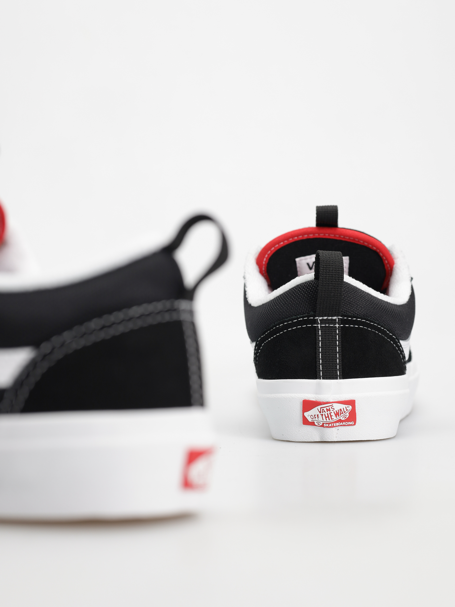 Boty Vans Skate Old Skool 36 + (black/white)