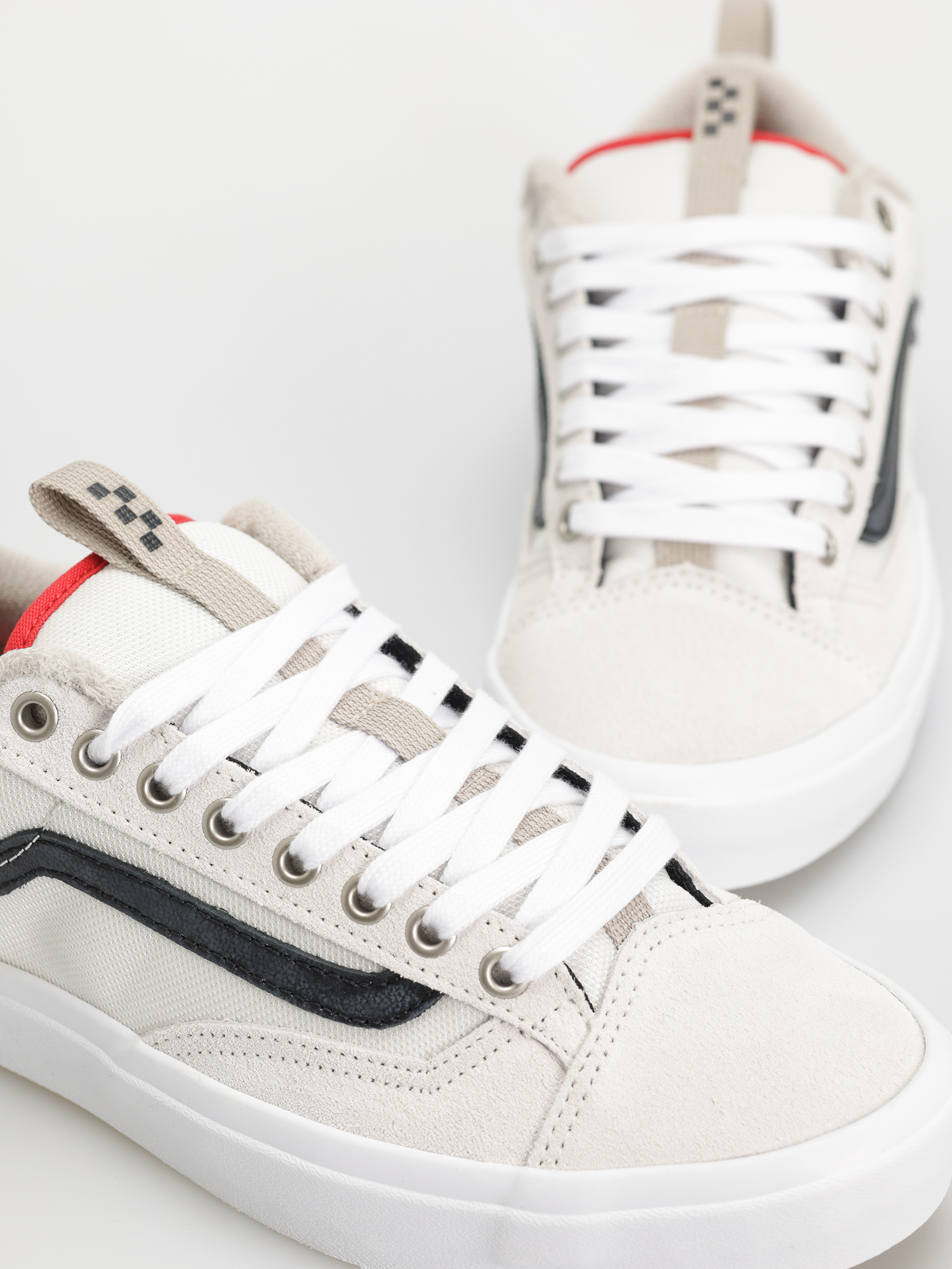 Boty Vans Skate Old Skool 36 + (antique white/black)