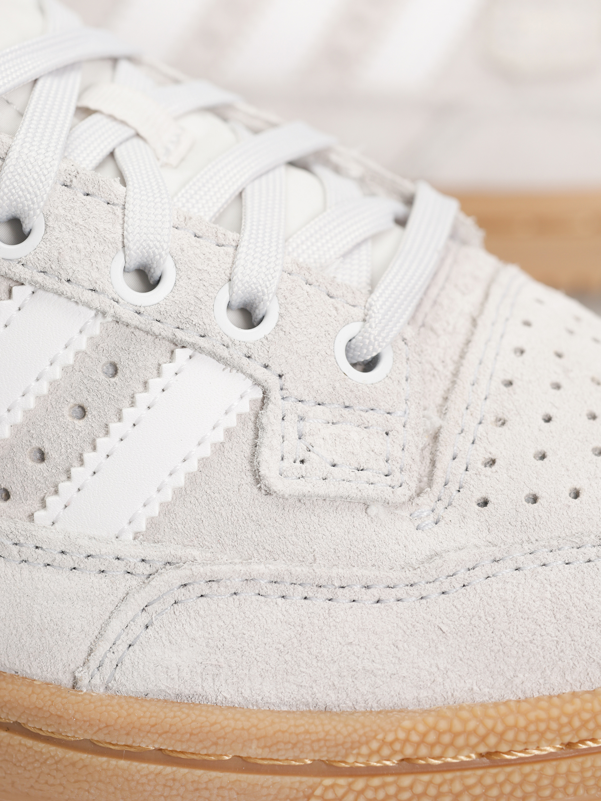 Boty adidas Centennial 85 Low A (crywht/ftwwht/gum3)