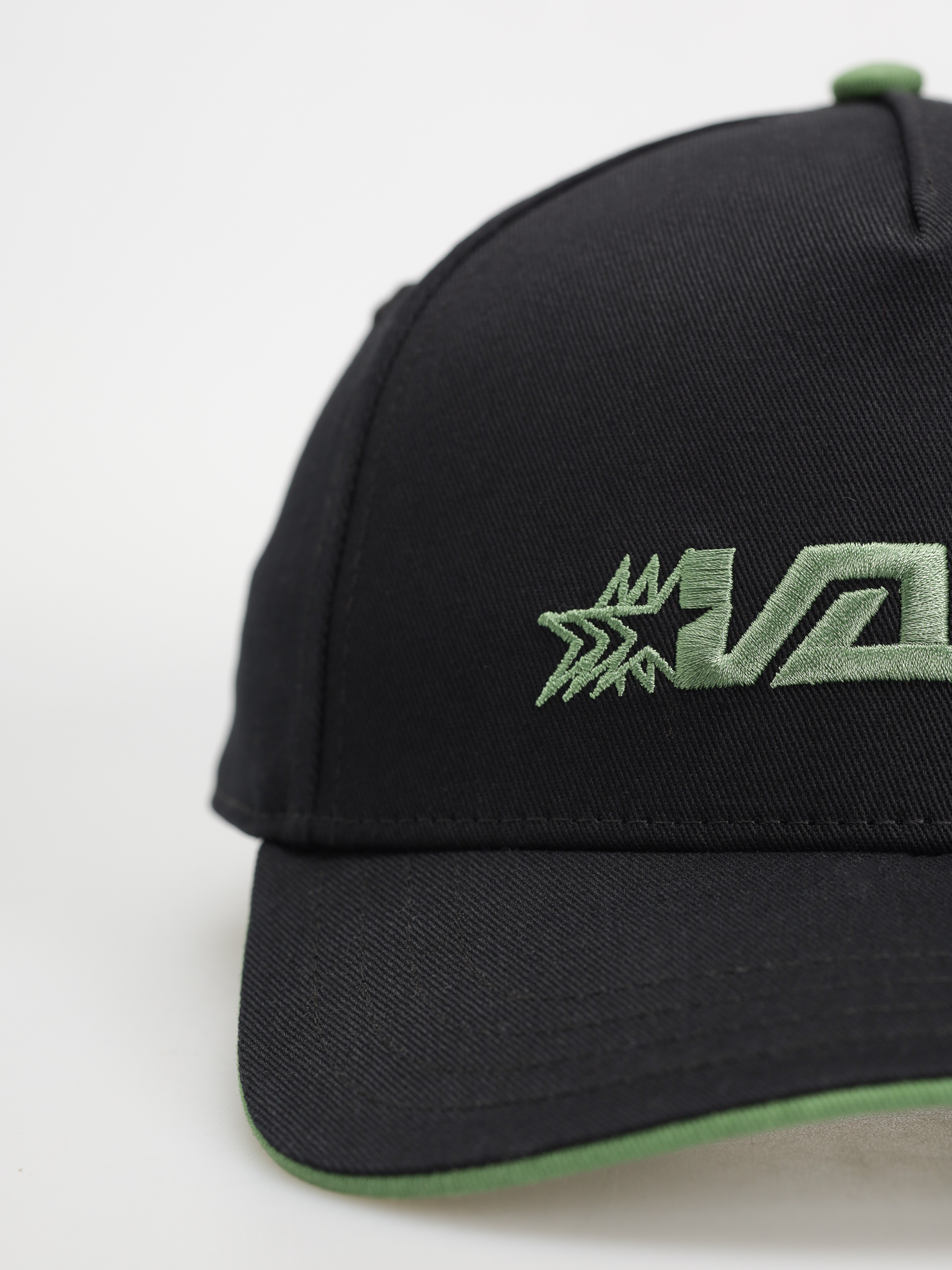 Kšiltovka  Vans Classic Strapback (black)