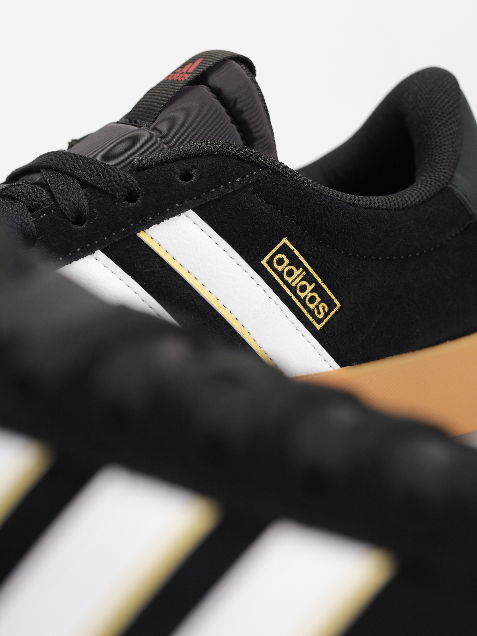 Boty adidas Vl Court 3.0 (cblack/ftwwht/tmvire)