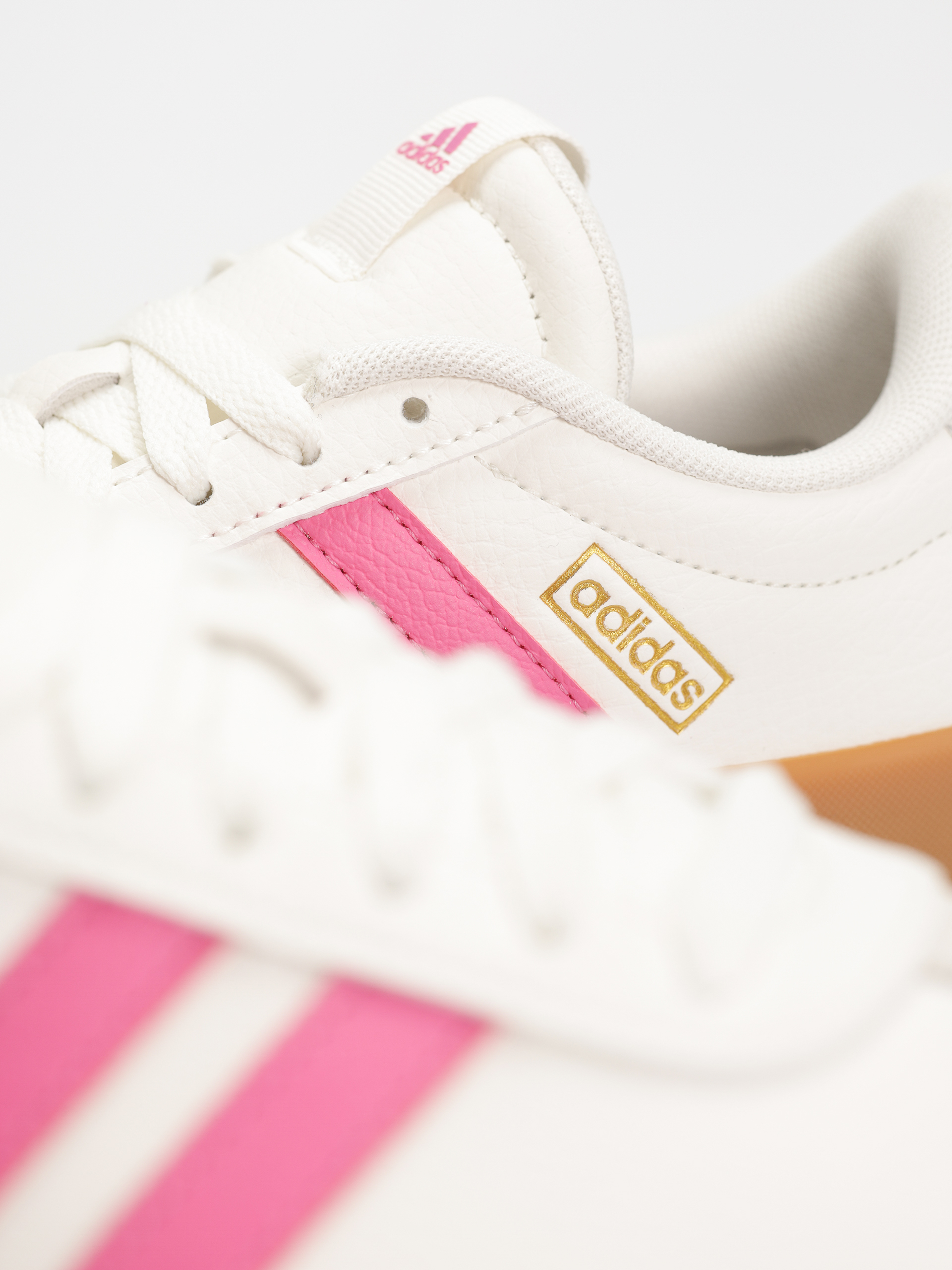 Boty adidas Vl Court 3.0 Wmn (cwhite/pulmag/goldmt)