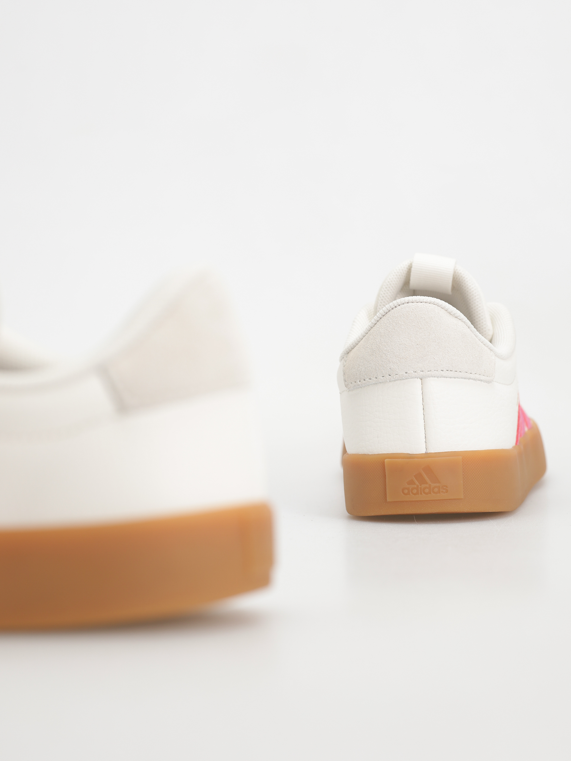 Boty adidas Vl Court 3.0 Wmn (cwhite/pulmag/goldmt)