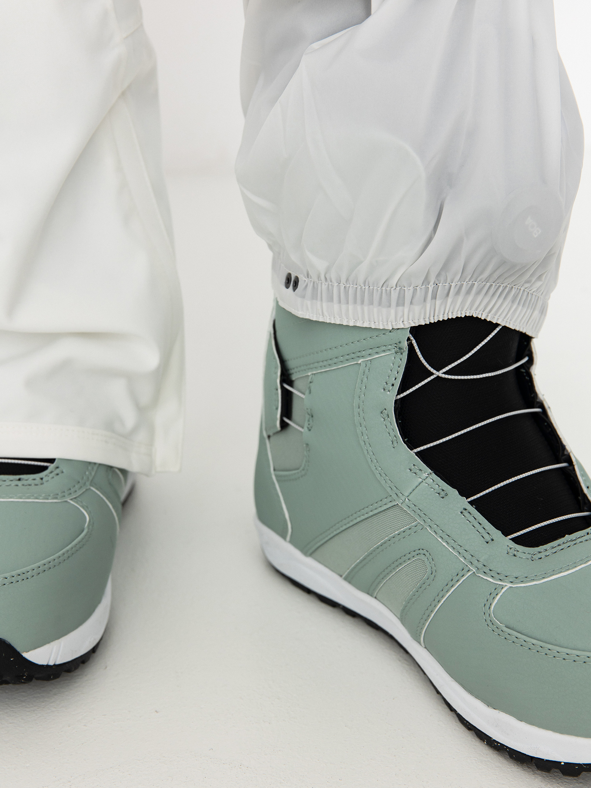 Dámské Snowboardové kalhoty  Burton Vida Stretch (stout white)