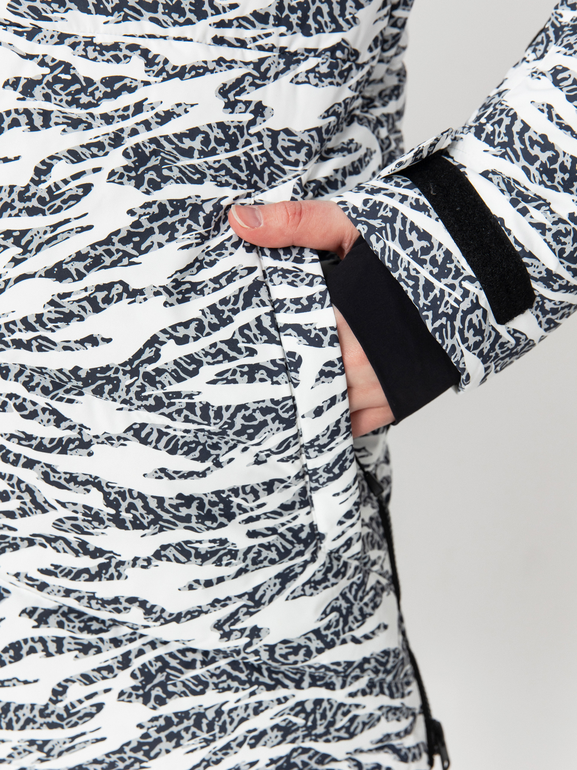 Dámská Snowboardová bunda Burton Loyil Down (zebra camo)