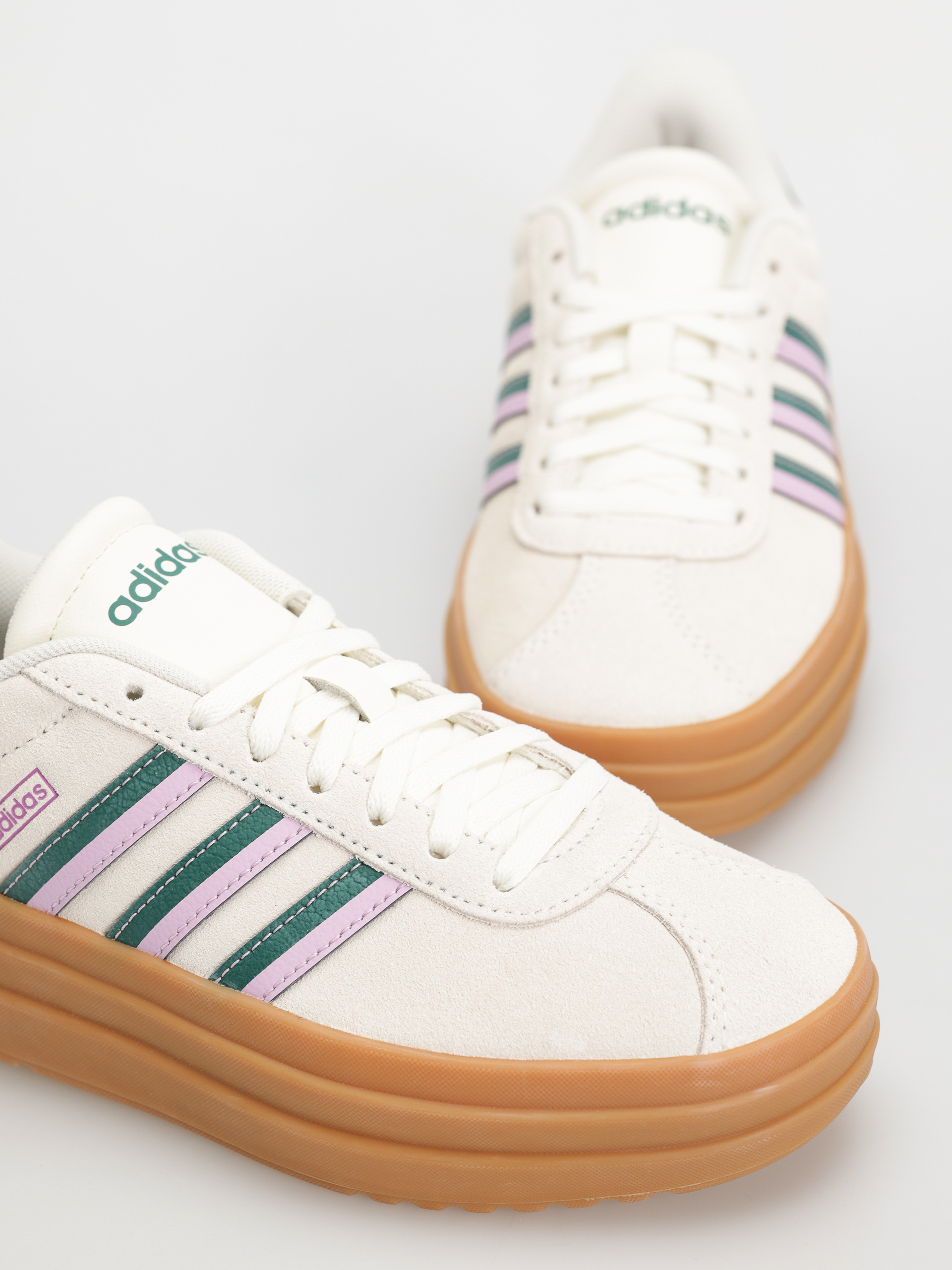 Boty adidas Vl Court Bold Wmn (owhite/cgreen/blilil)