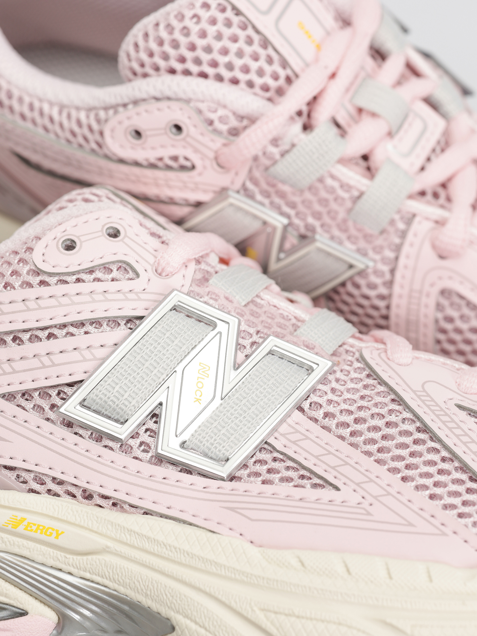 Boty New Balance 1906 JR (rose sugar)