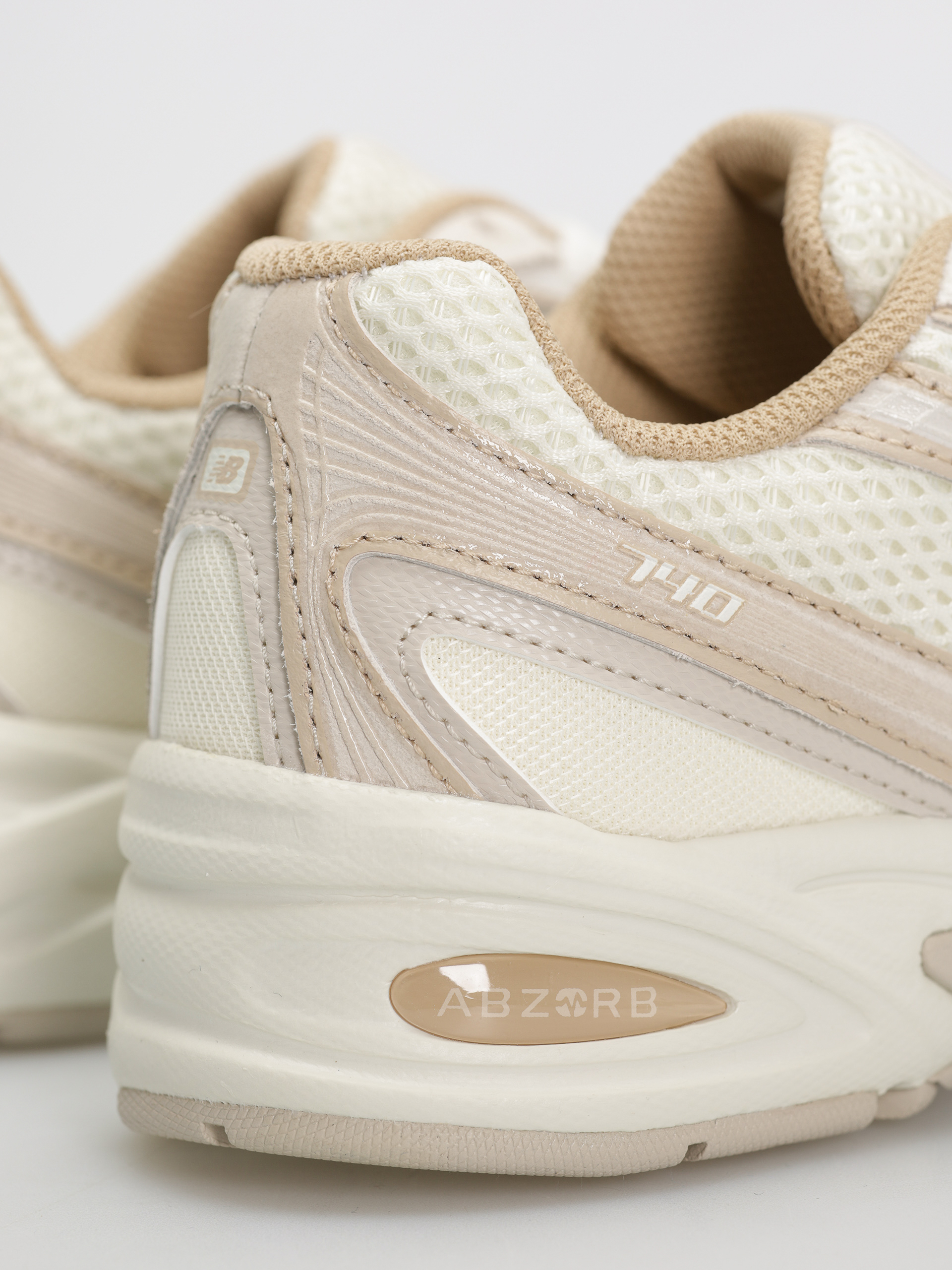 Boty New Balance 740 (incense)