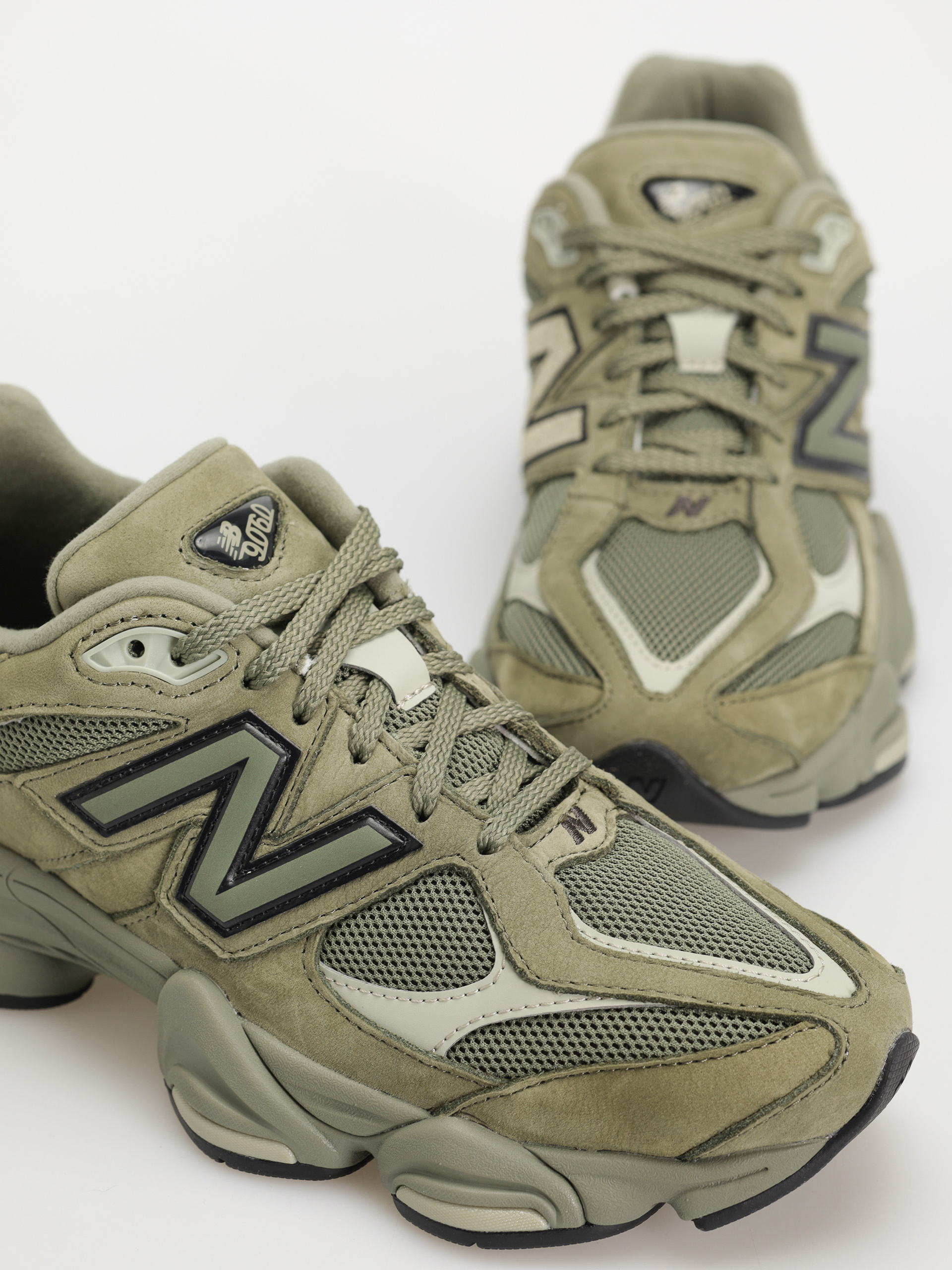 Boty New Balance 9060 (dark olivine)