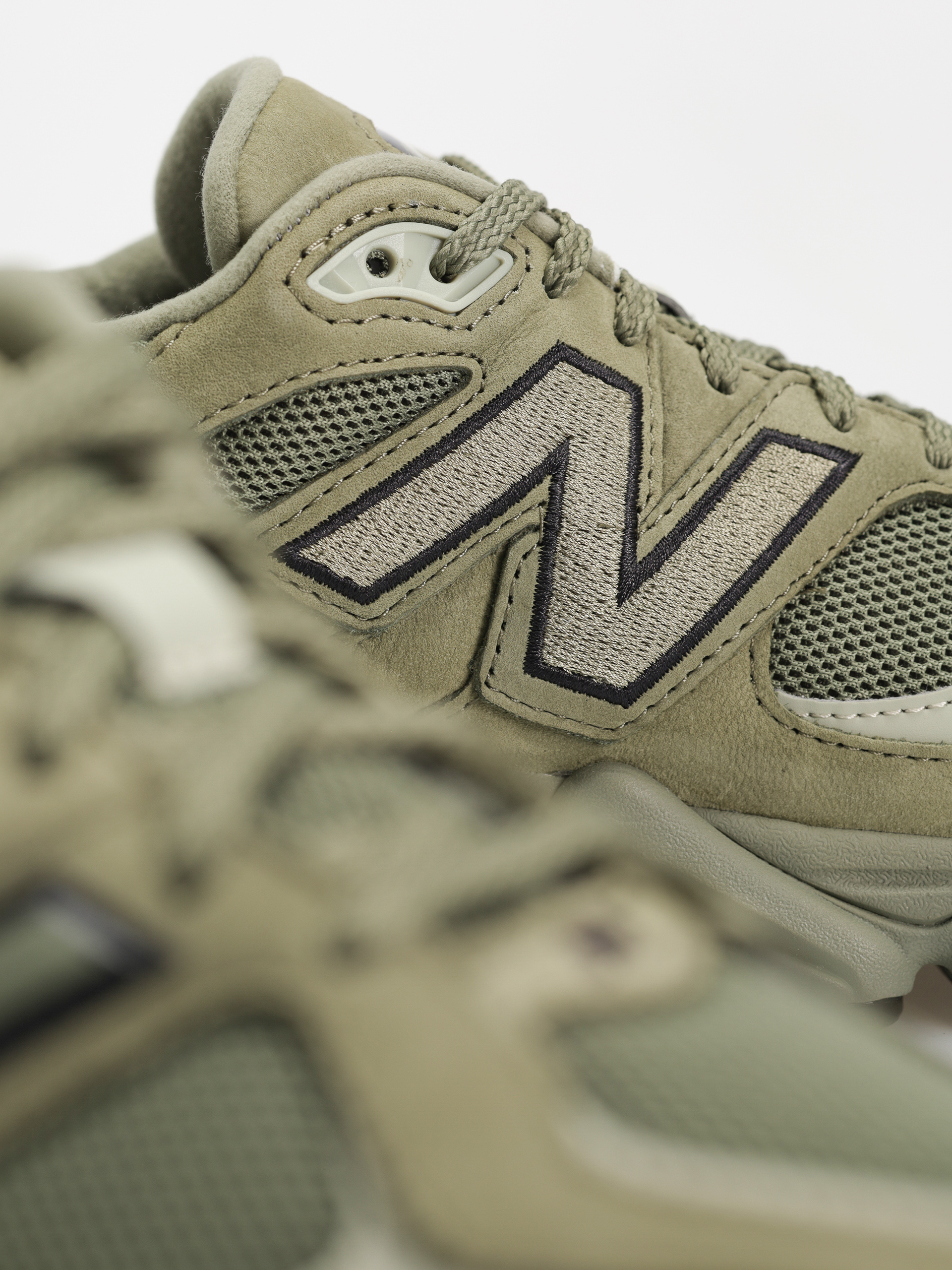 Boty New Balance 9060 (dark olivine)