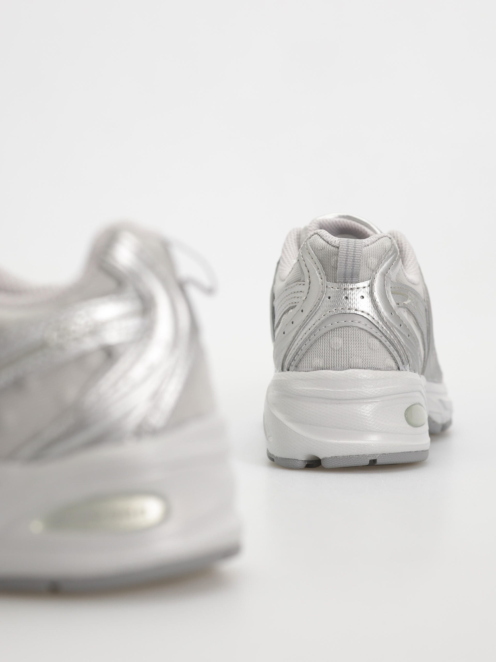 Boty New Balance 530 (raincloud)