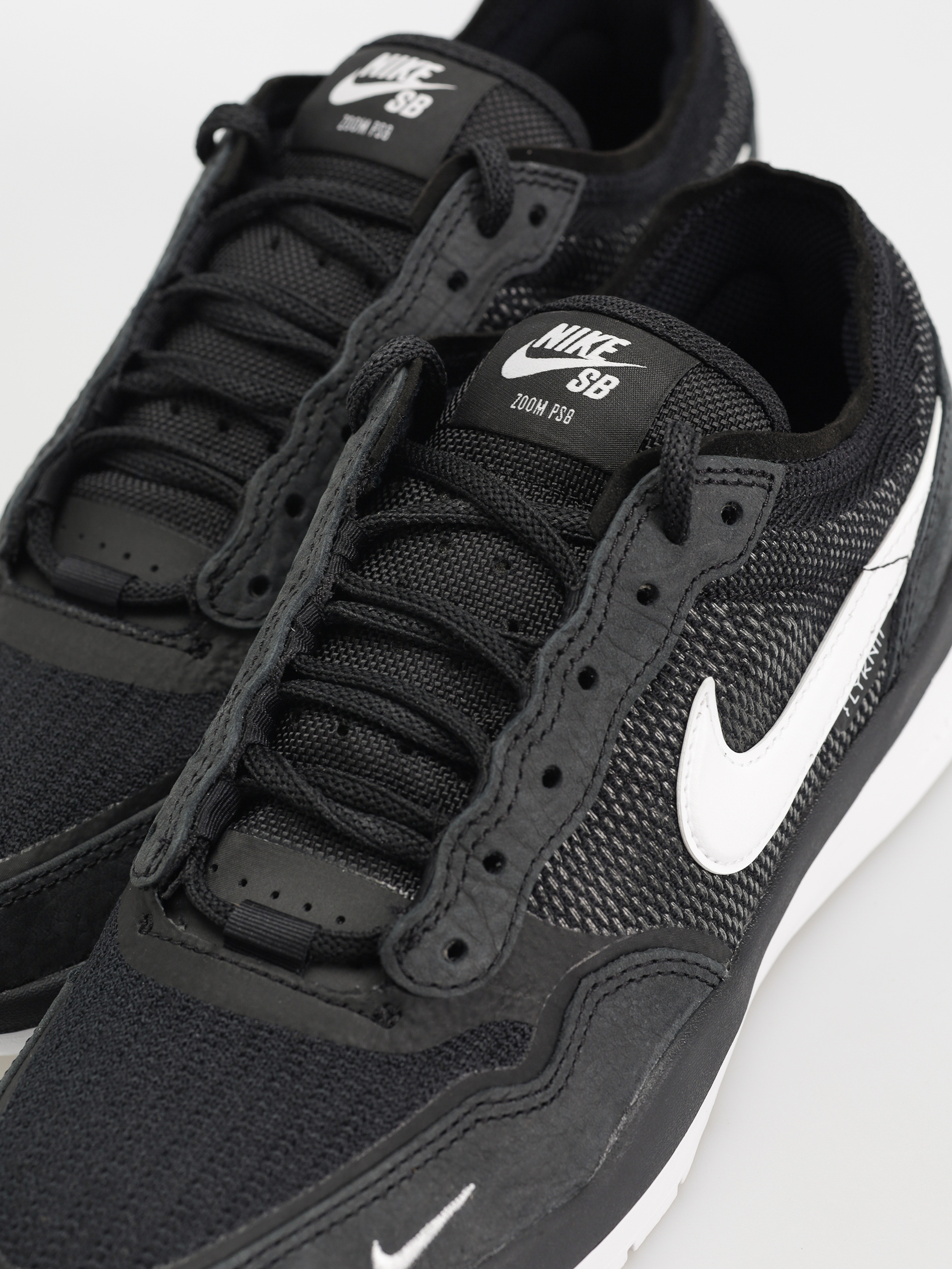 Boty Nike SB PS8 (black/white black white)