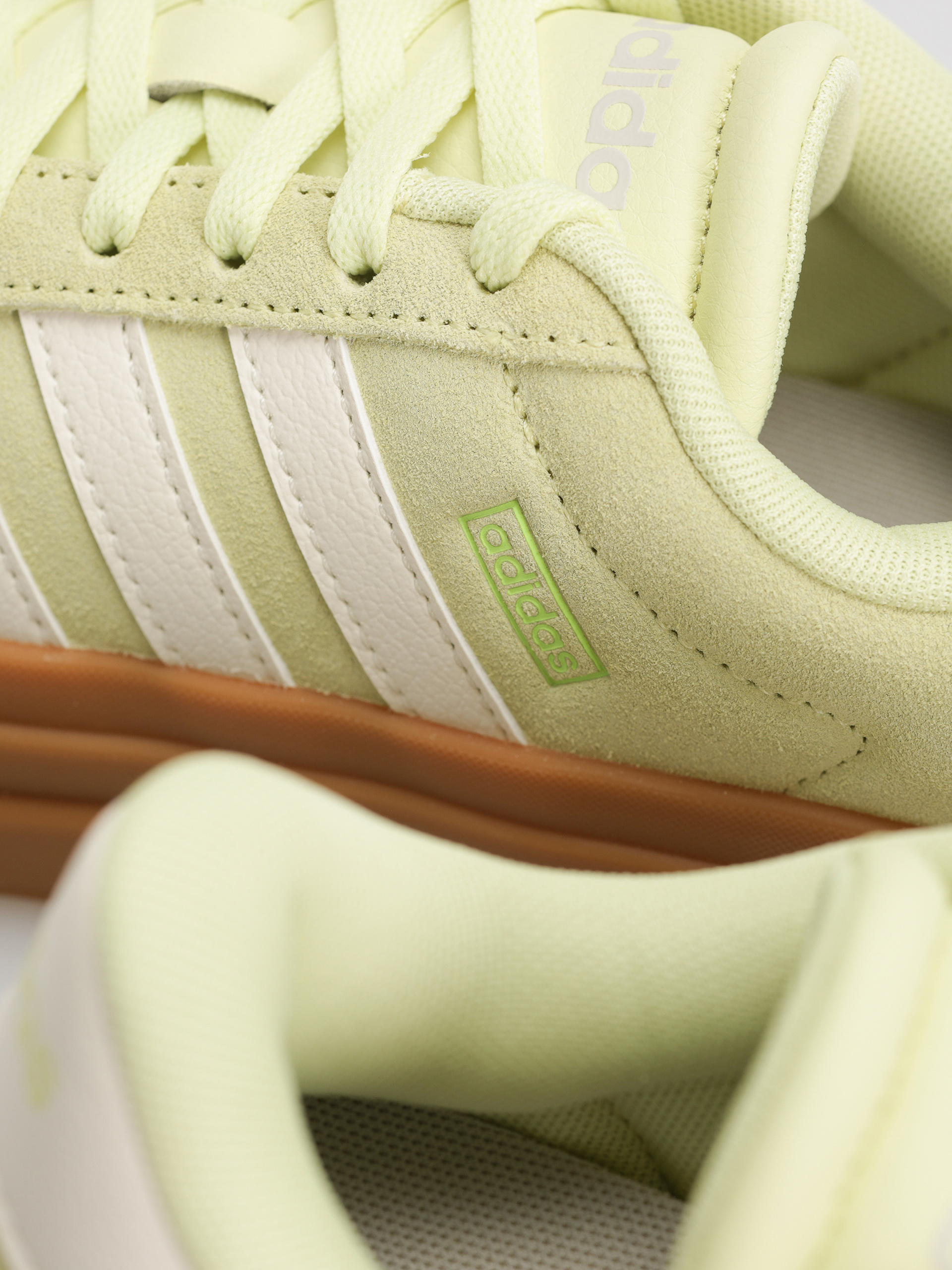 Boty adidas Vl Court Bold Wmn (iceyel/owhite/luclem)