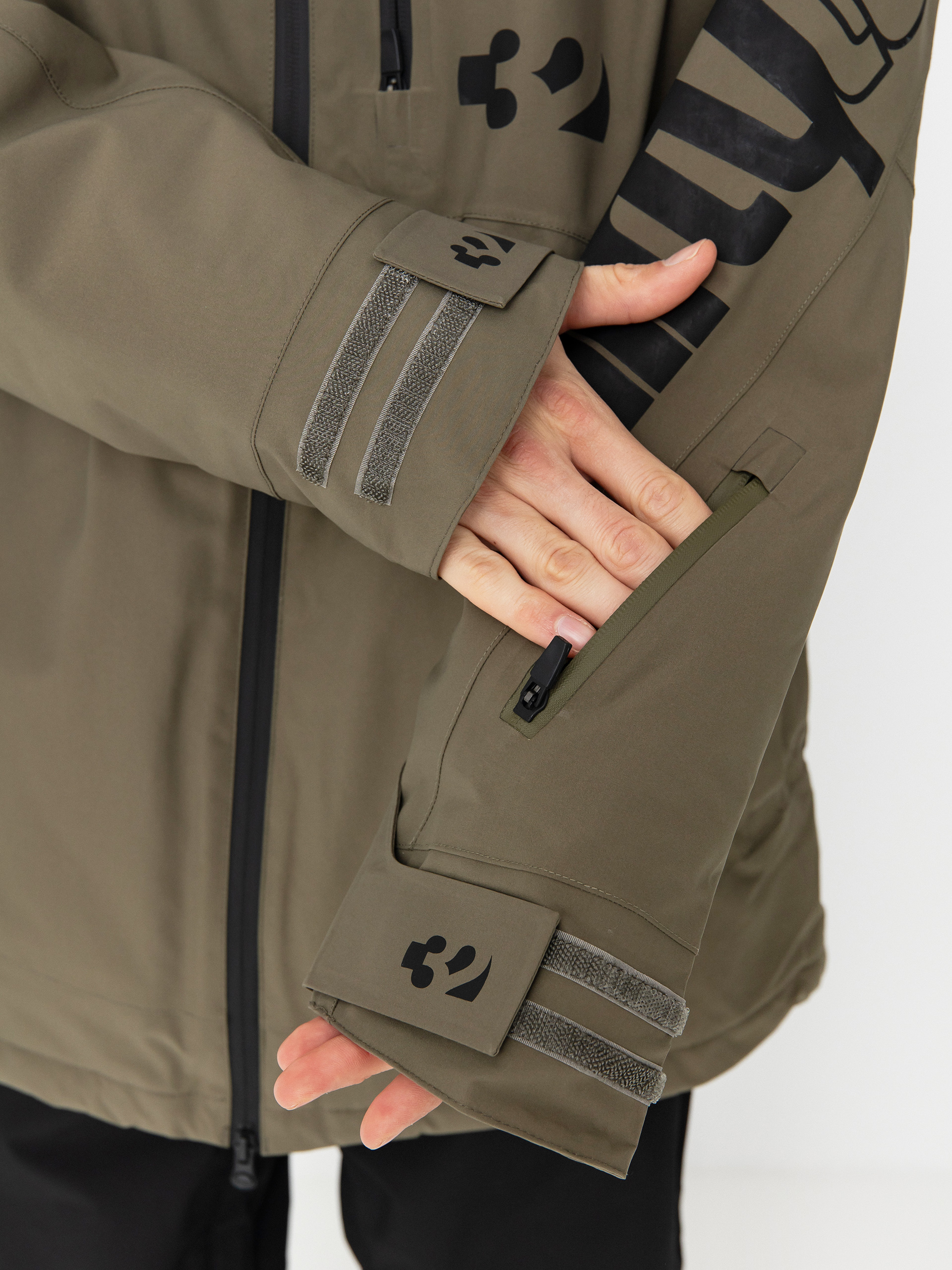 Pánská Snowboardová bunda ThirtyTwo Lashed Insulated (olive)
