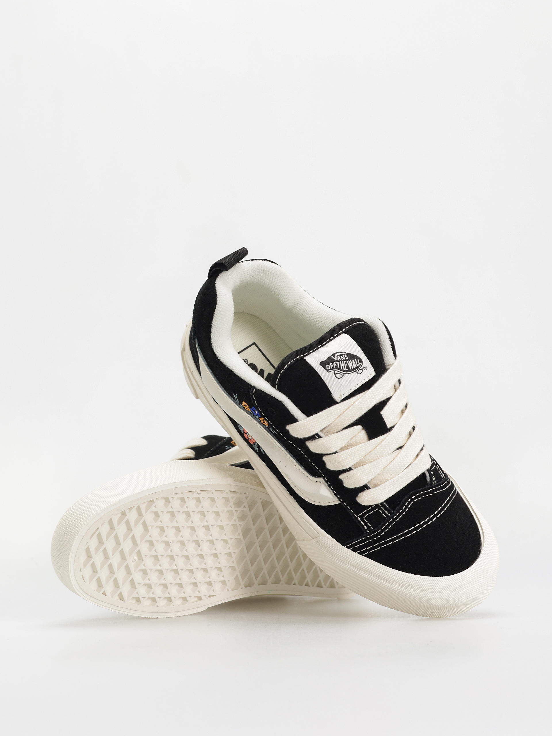 Boty Vans Knu Skool (black floral)