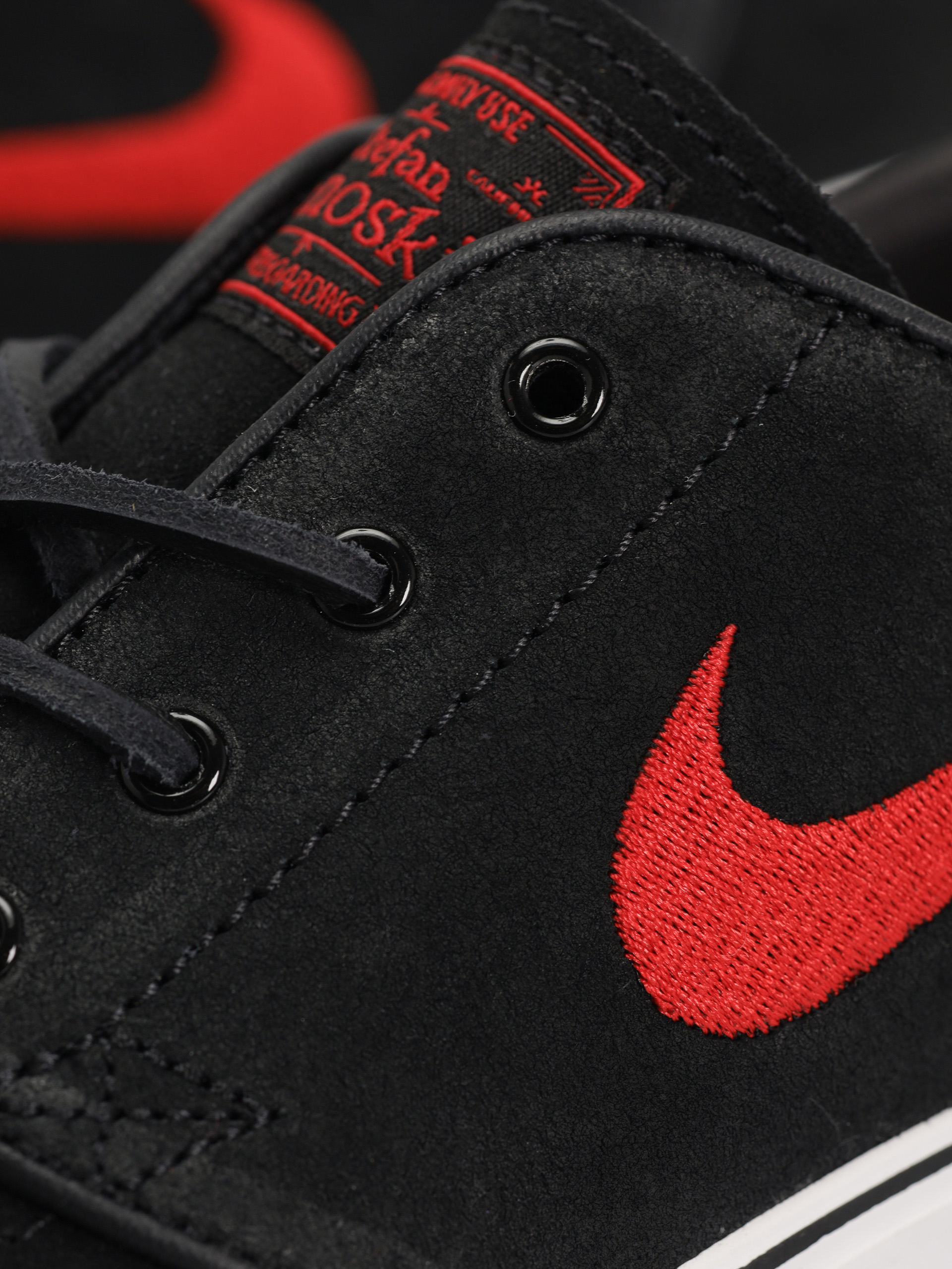 Boty Nike SB Zoom Janoski OG+ (black/university red black summit white)