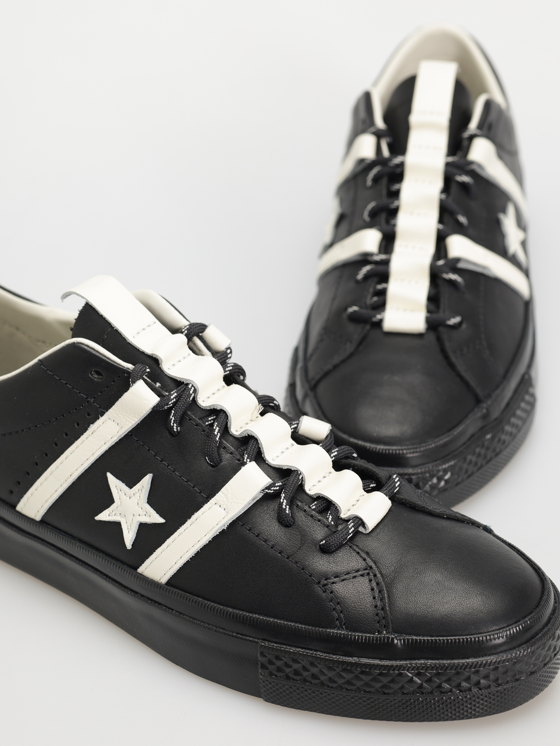 Boty Converse X Bobby De Keyzer One Star Academy Pro (black/egret/black)