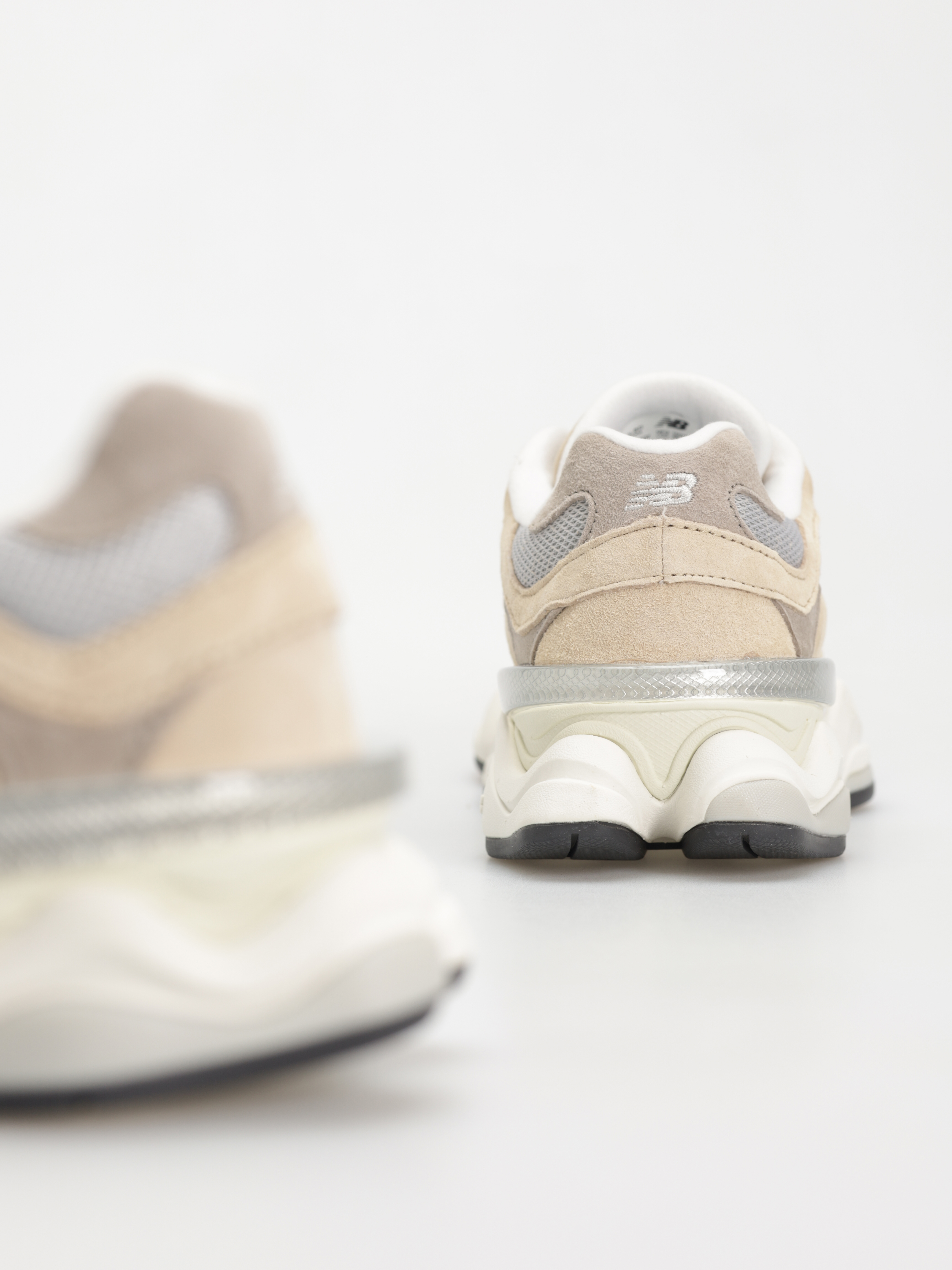 Boty New Balance 9060 (incense)