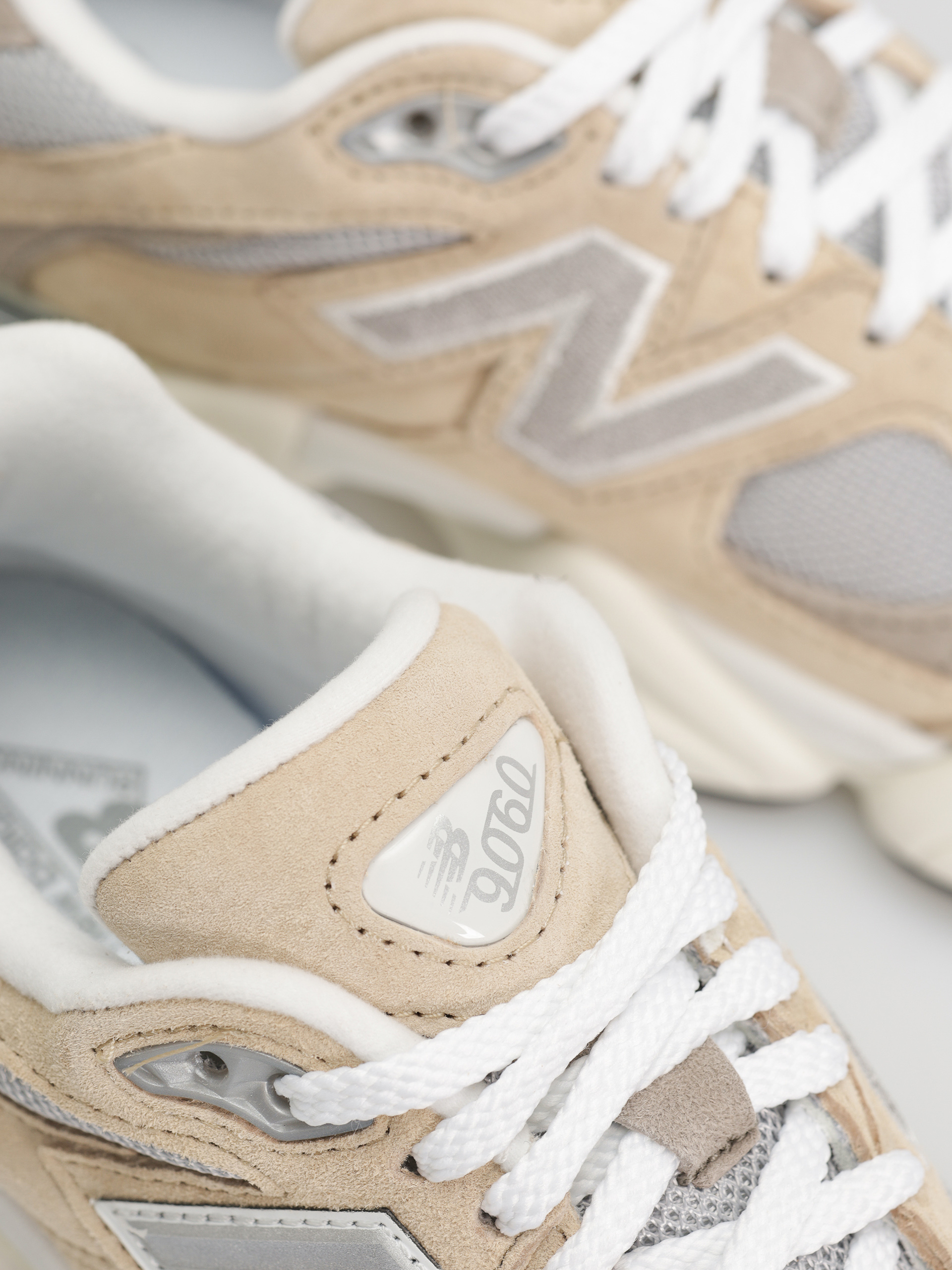 Boty New Balance 9060 (incense)