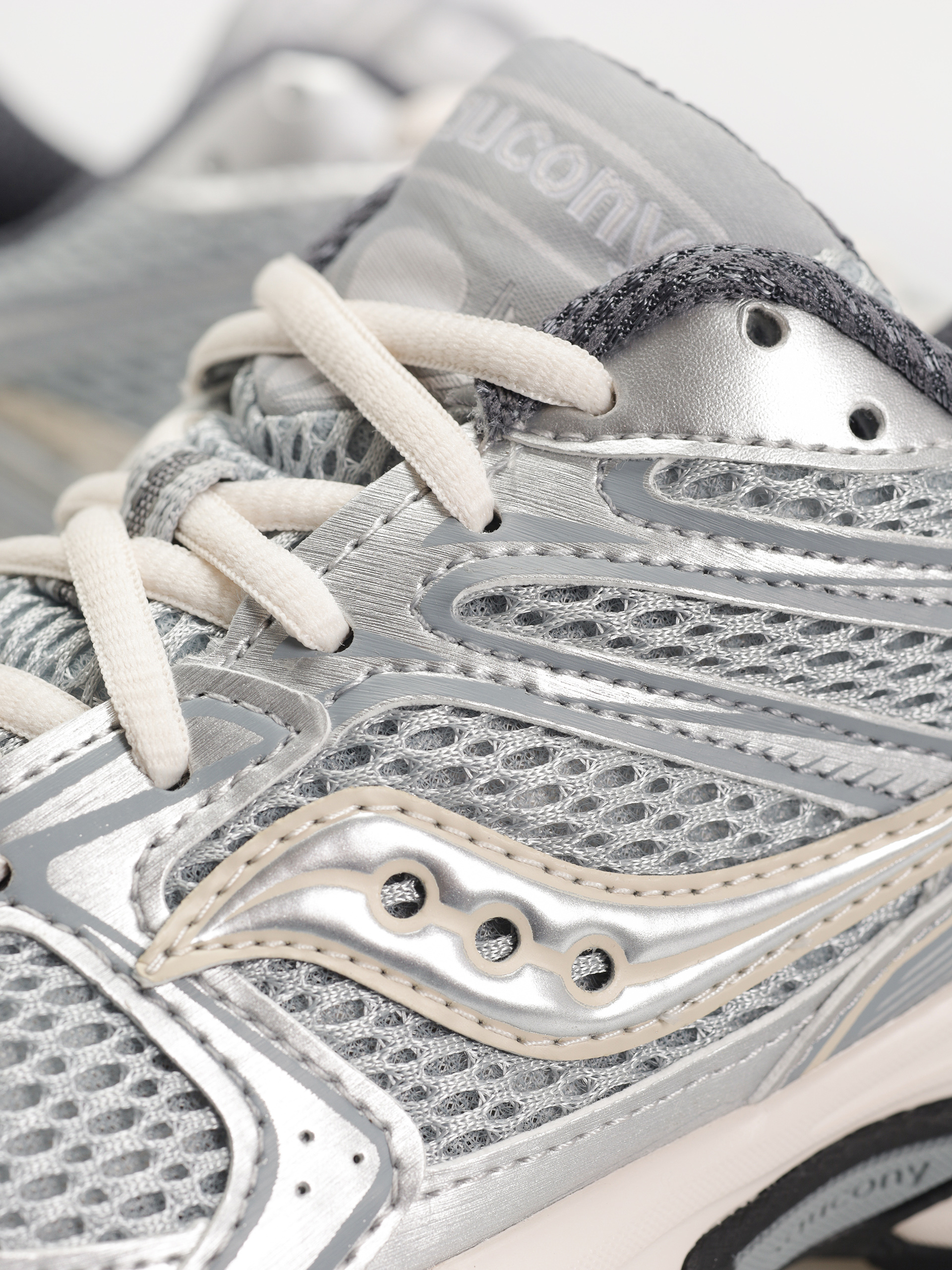 Boty Saucony Ride Millennium (silver/cream)