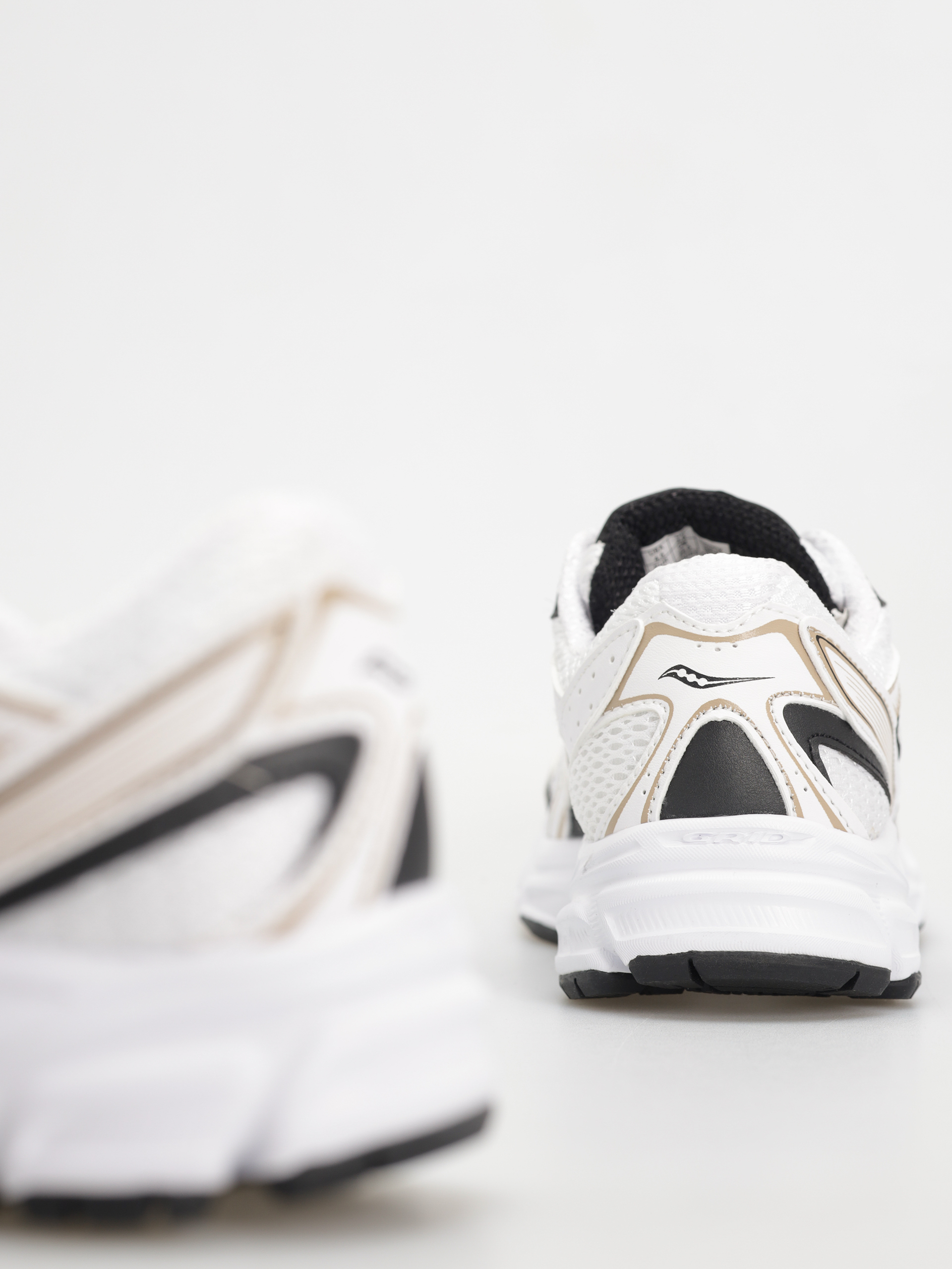 Boty Saucony Ride Millennium (wht/gold/black)