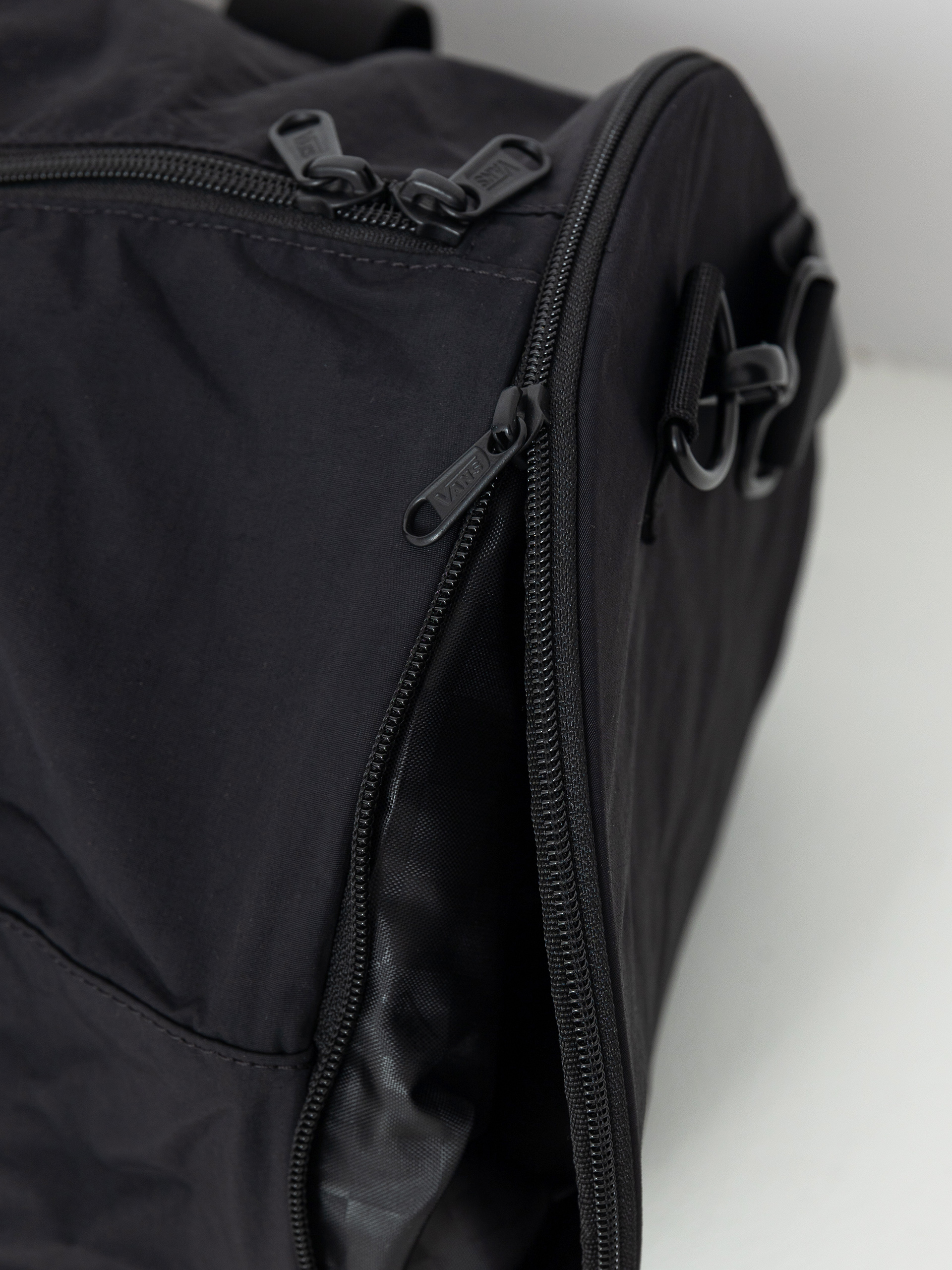 Taška Vans Barreled Duffel (black)