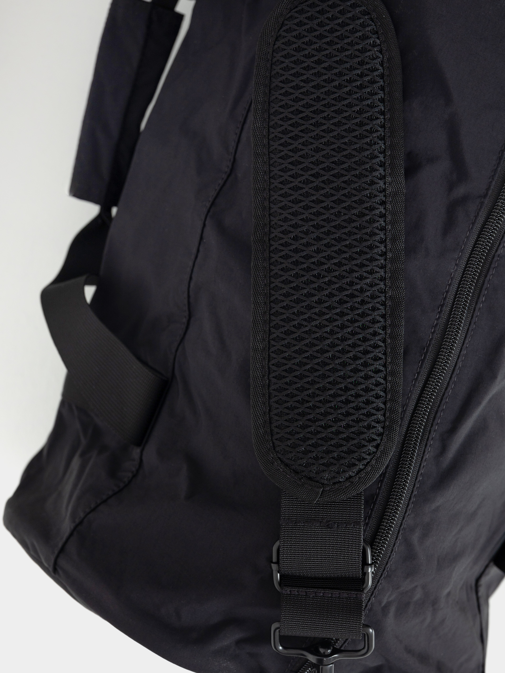 Taška Vans Barreled Duffel (black)