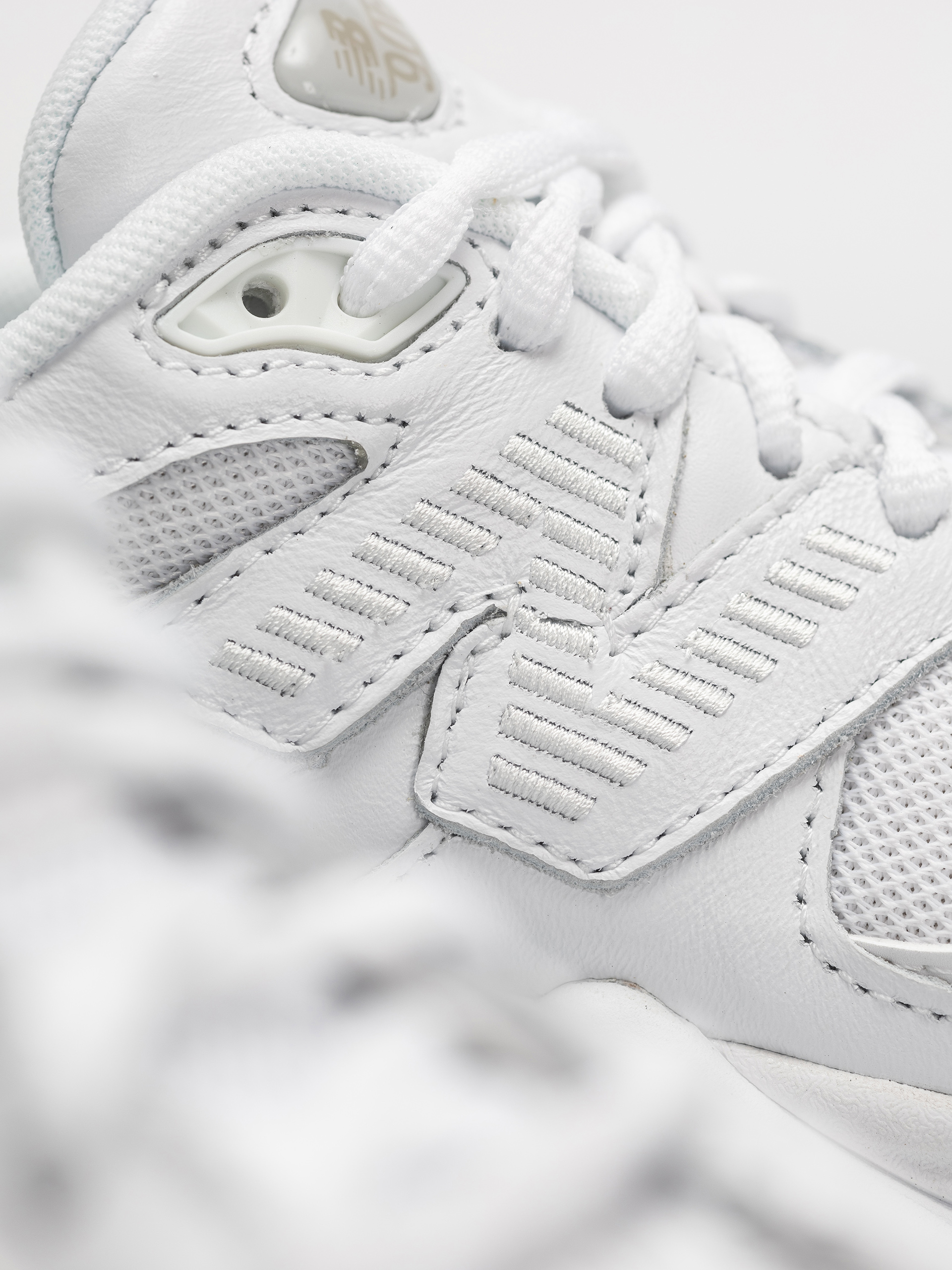 Boty New Balance 9060 (triple white)