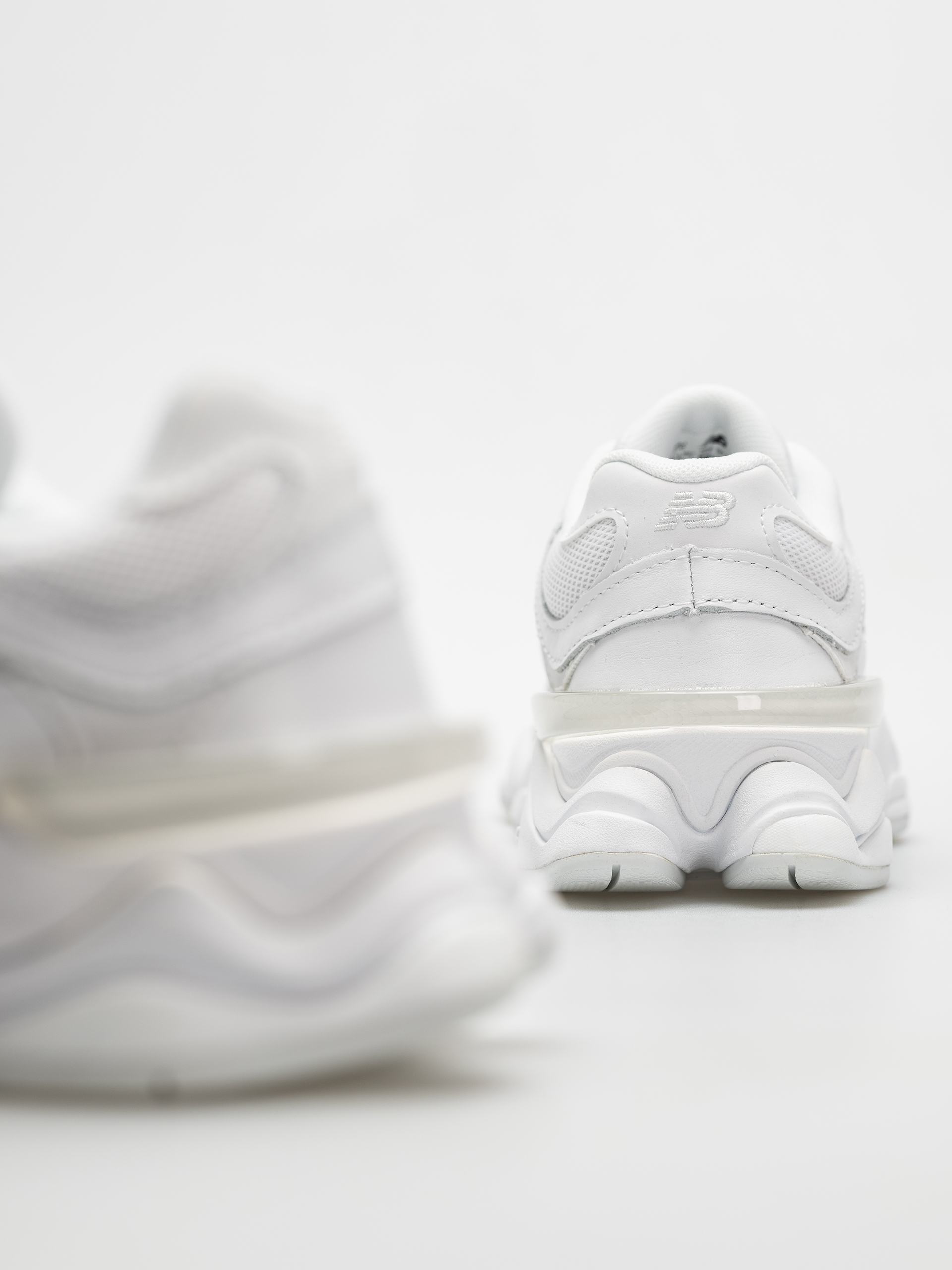 Boty New Balance 9060 (triple white)