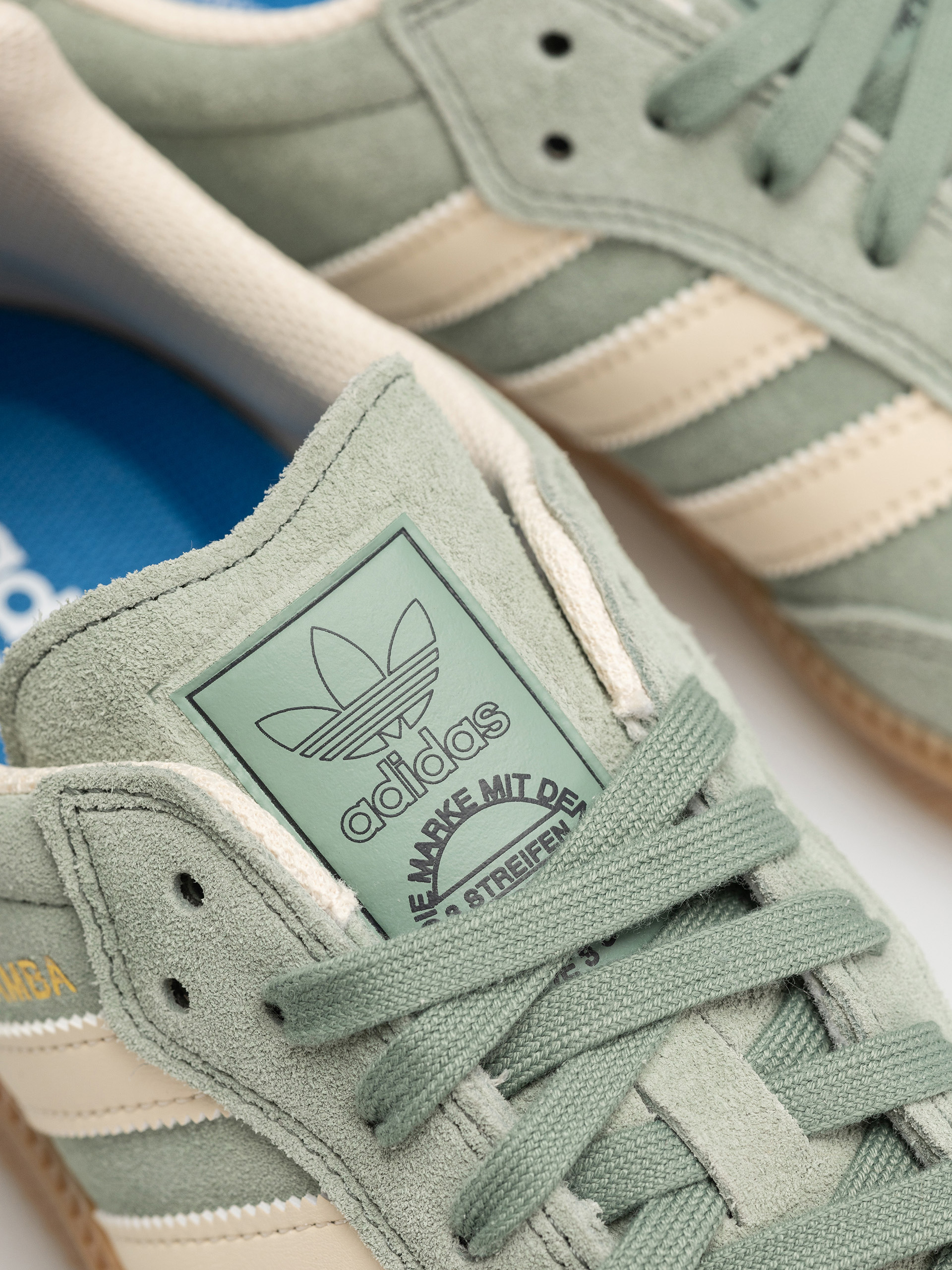 Boty adidas Samba Adv (silgrn/wonwhi/goldmt)