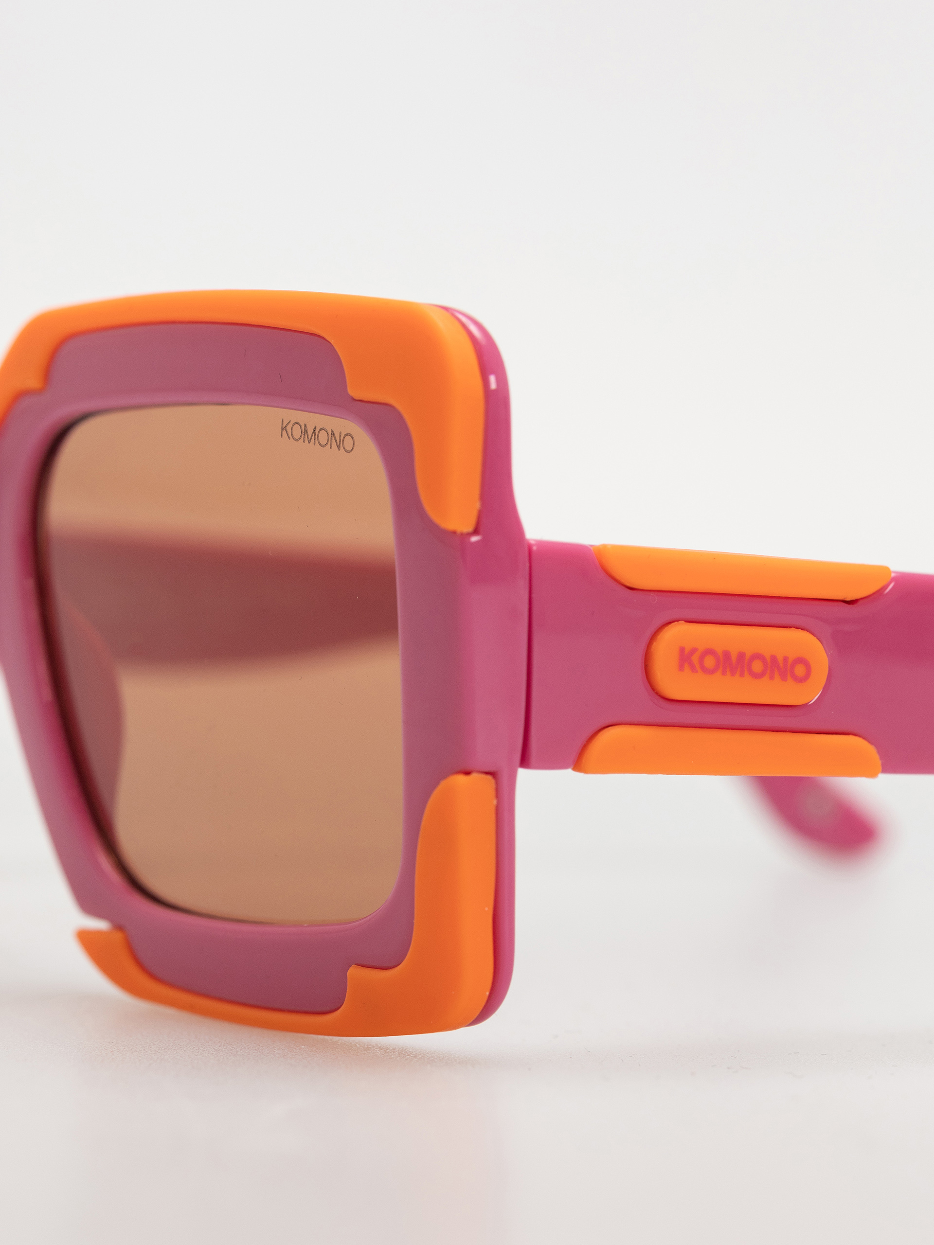 Sluneční brýle Komono Lana Solar (nebula)