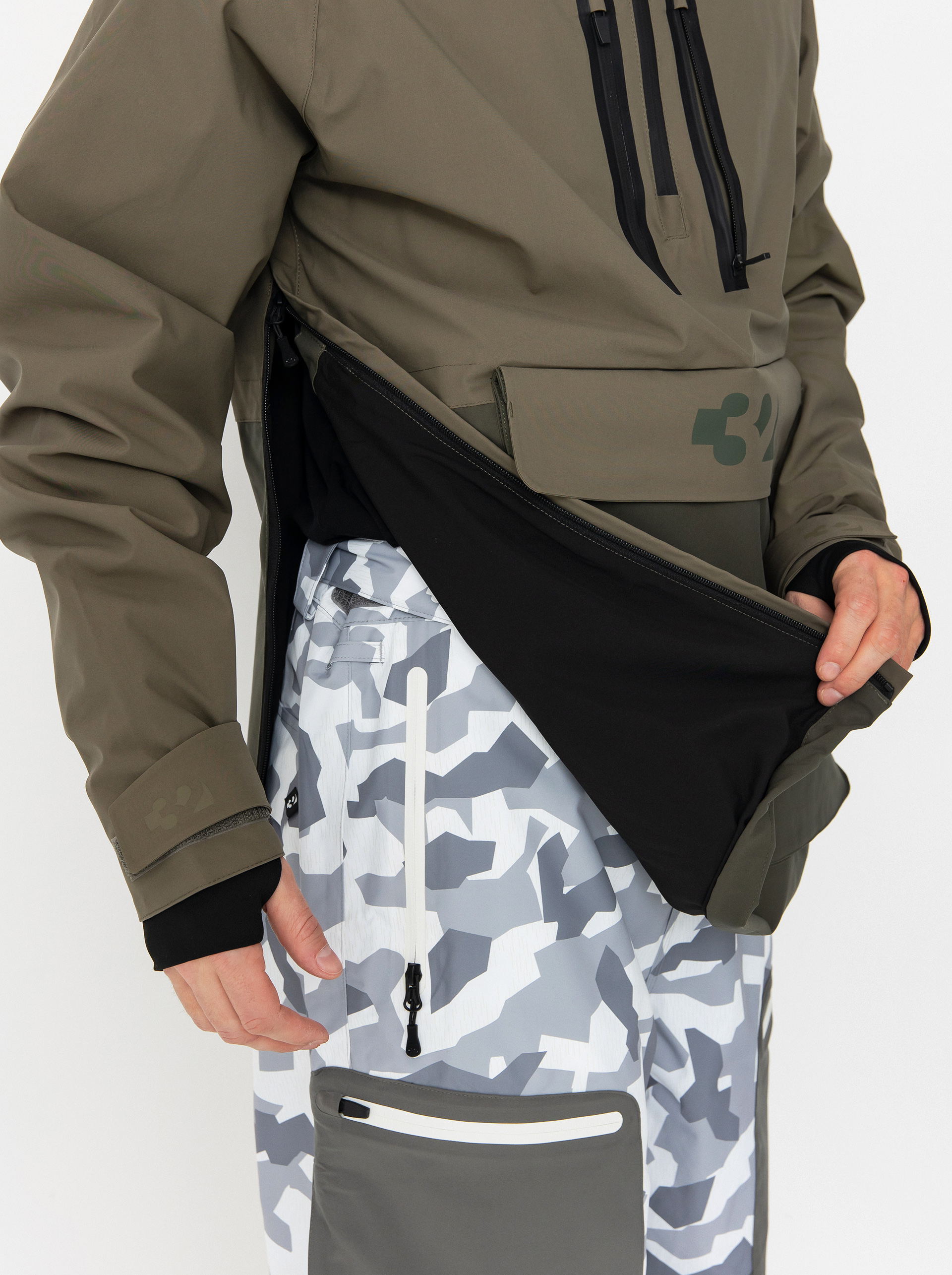 Pánská Snowboardová bunda ThirtyTwo Light Anorak (military)