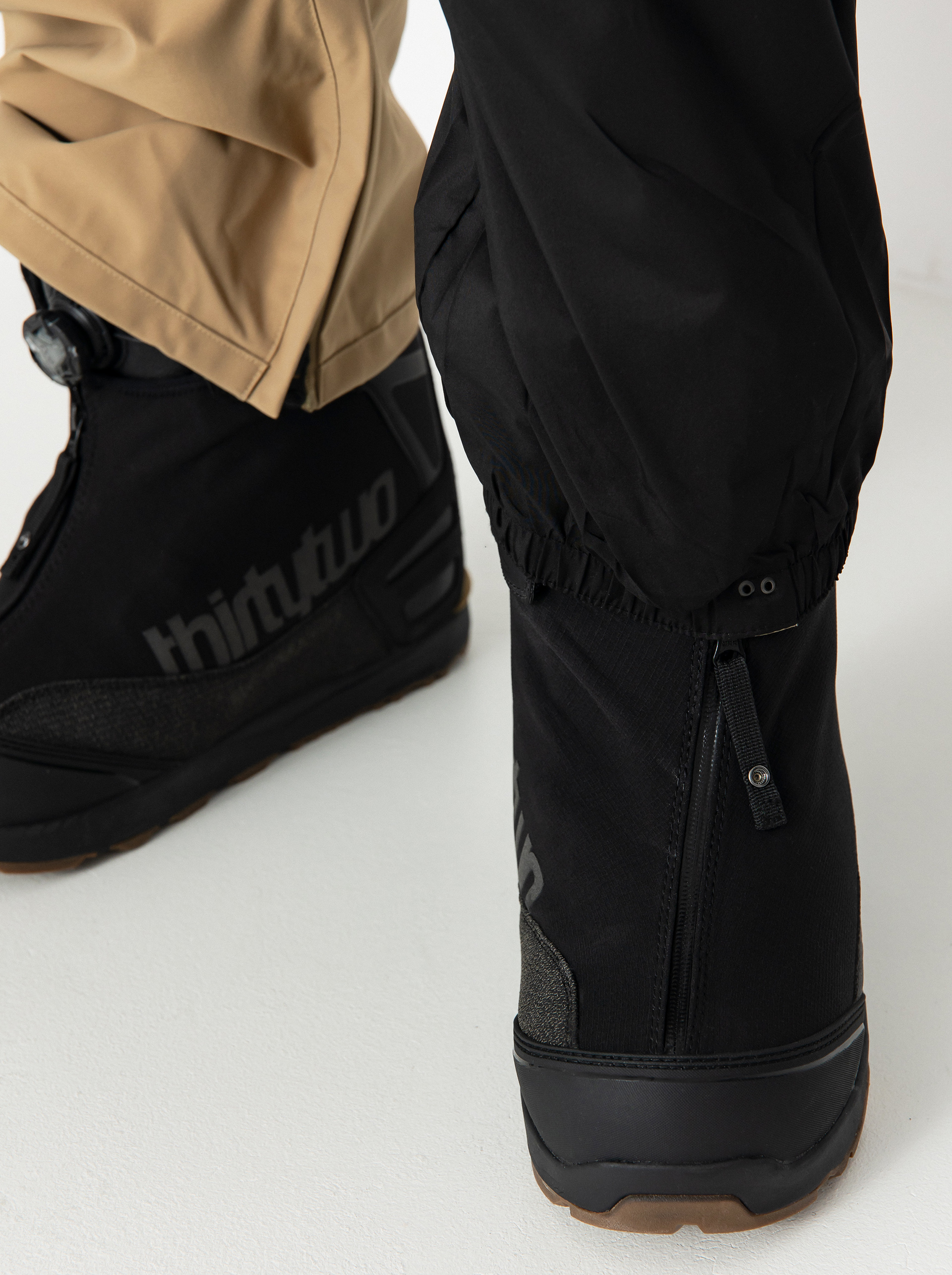 Pánské Snowboardové kalhoty  ThirtyTwo Basement Bib (khaki)