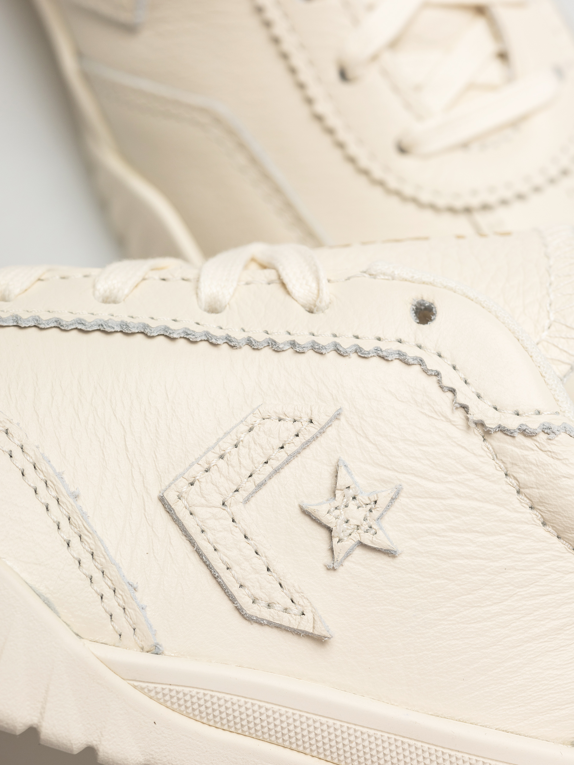 Boty Converse Run Star Trainer (egret/egret/gold)