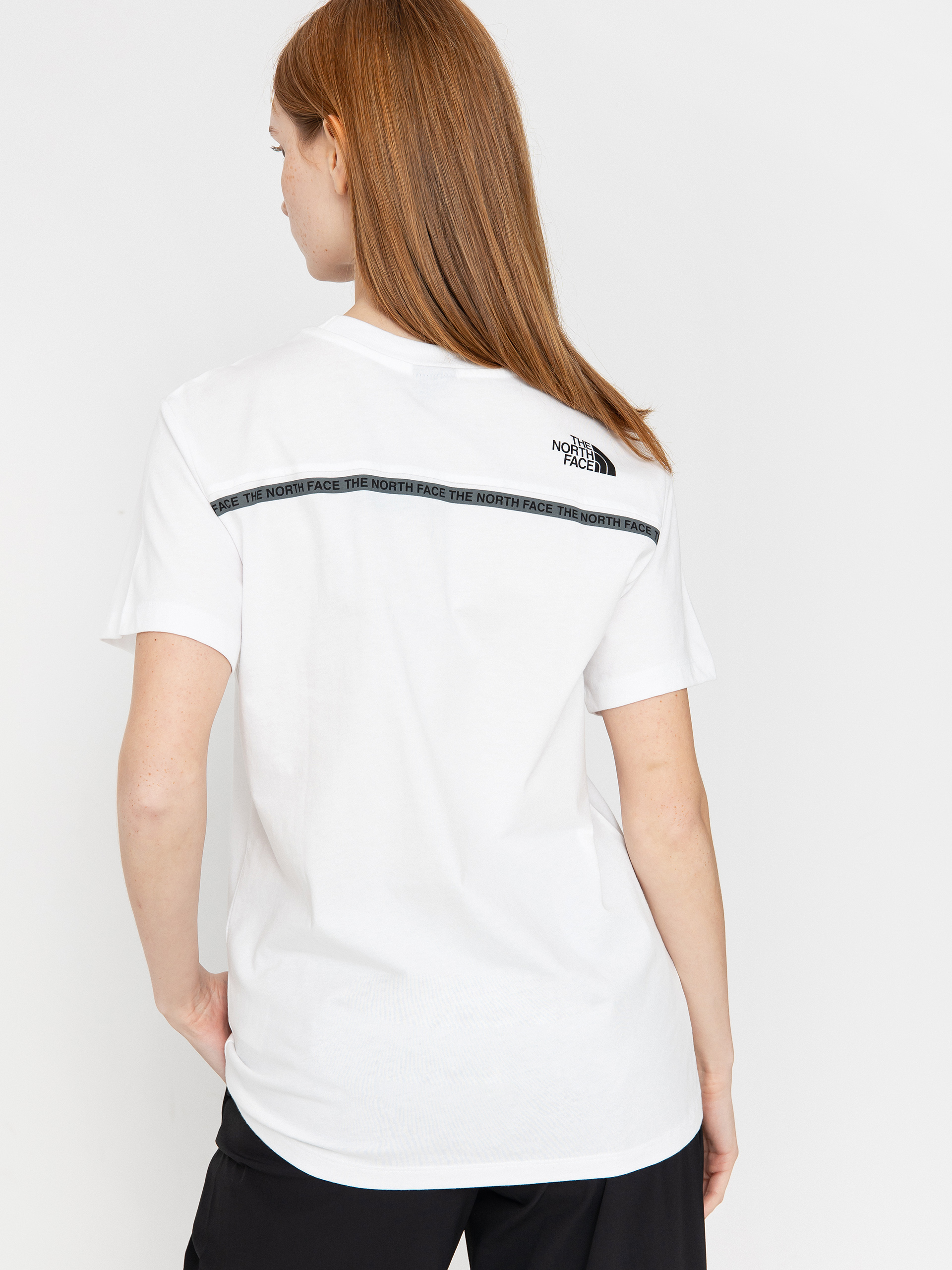Tričko The North Face Zumu Relaxed Wmn (tnf white)