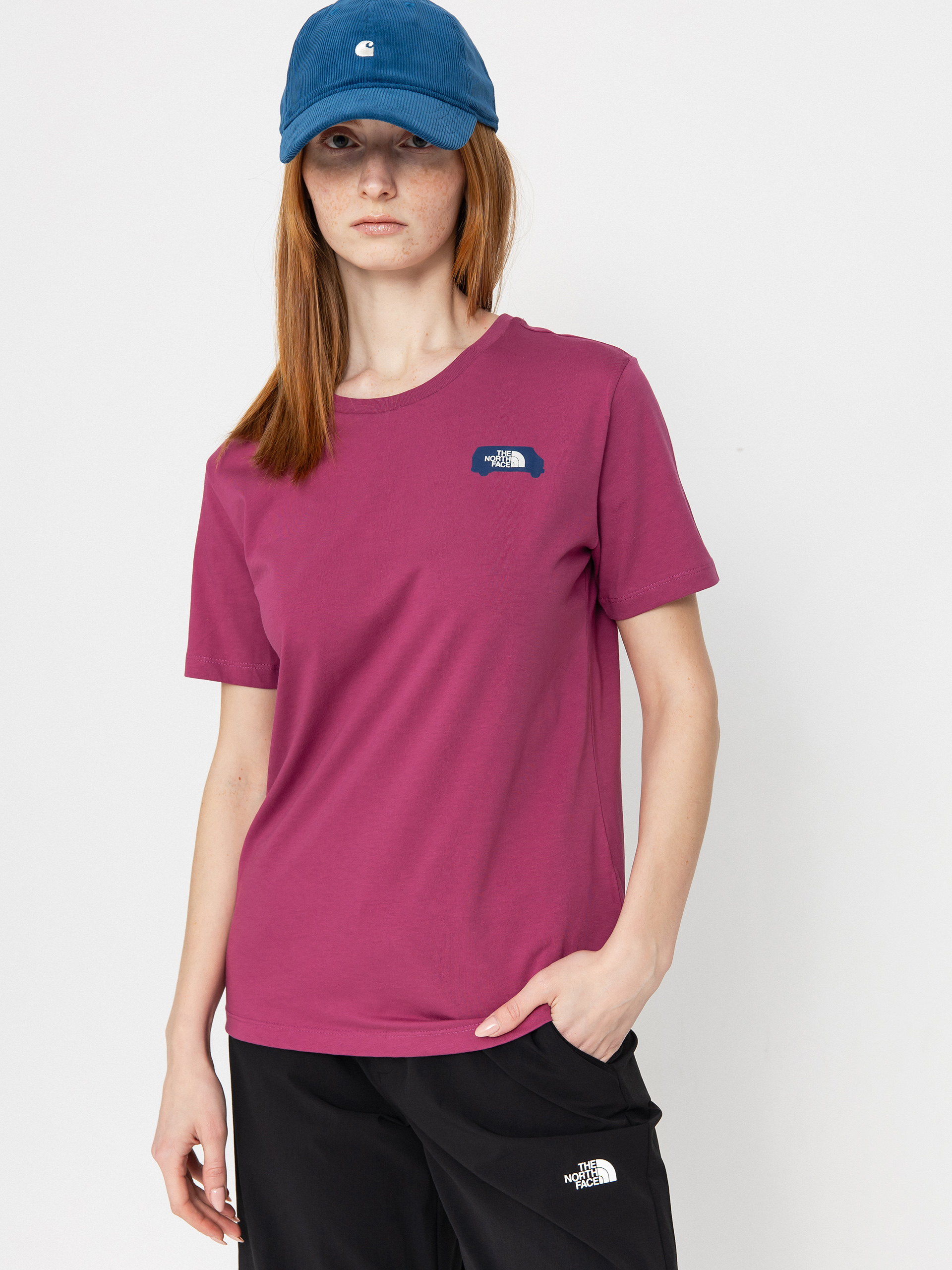 Tričko The North Face Outdoor Graphic Wmn (cyber berry)