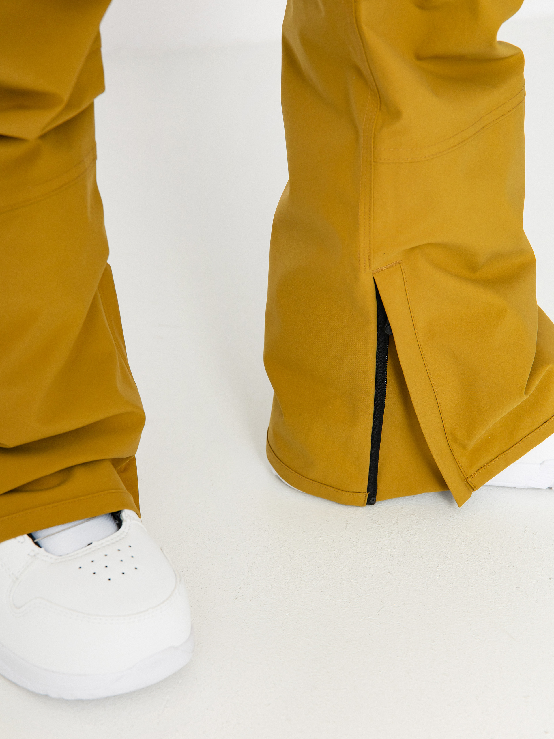 Dámské Snowboardové kalhoty  ThirtyTwo Basement Bib (tan)