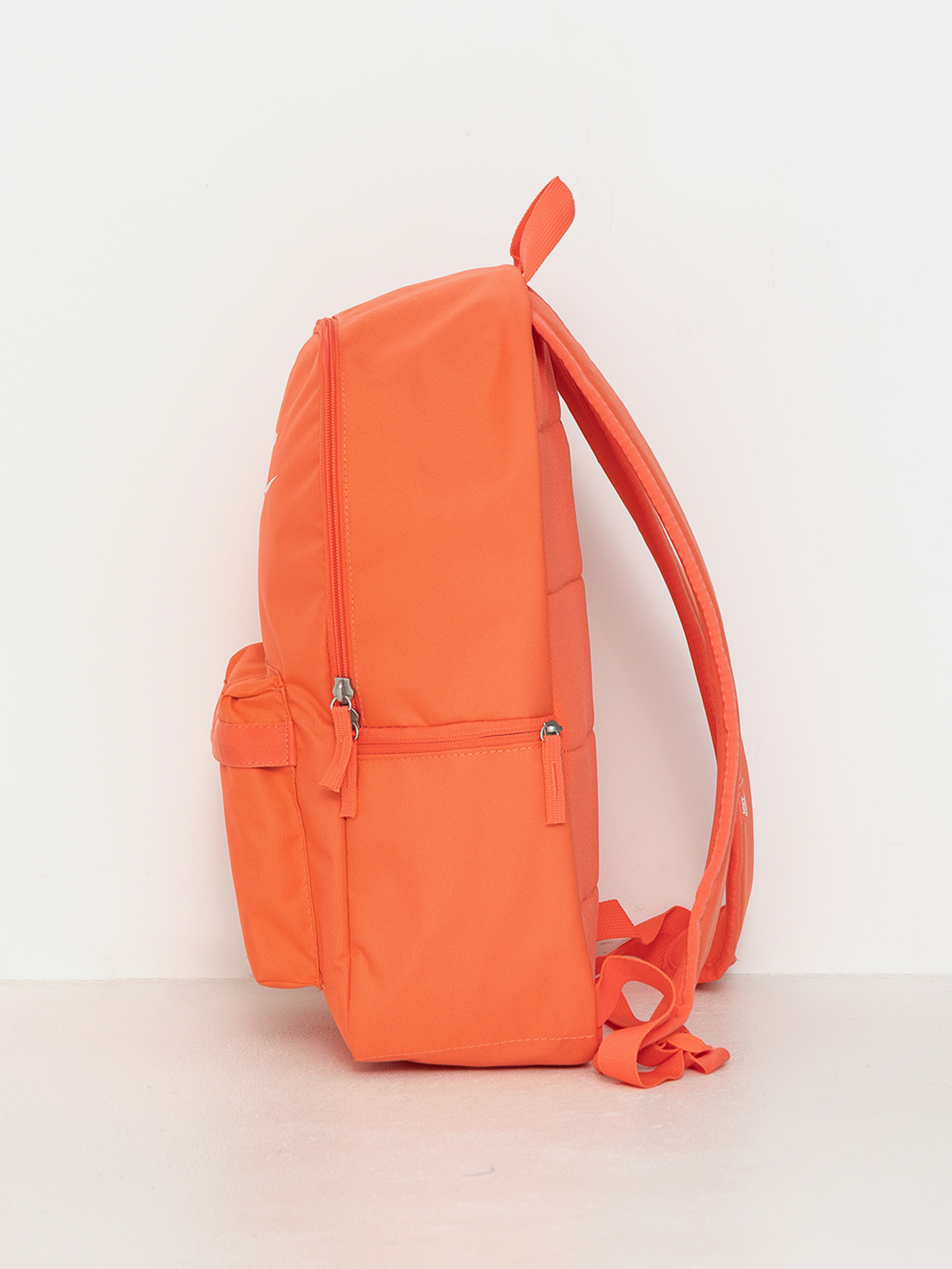 Batoh Nike SB Heritage (magic ember/magic ember/summit white)