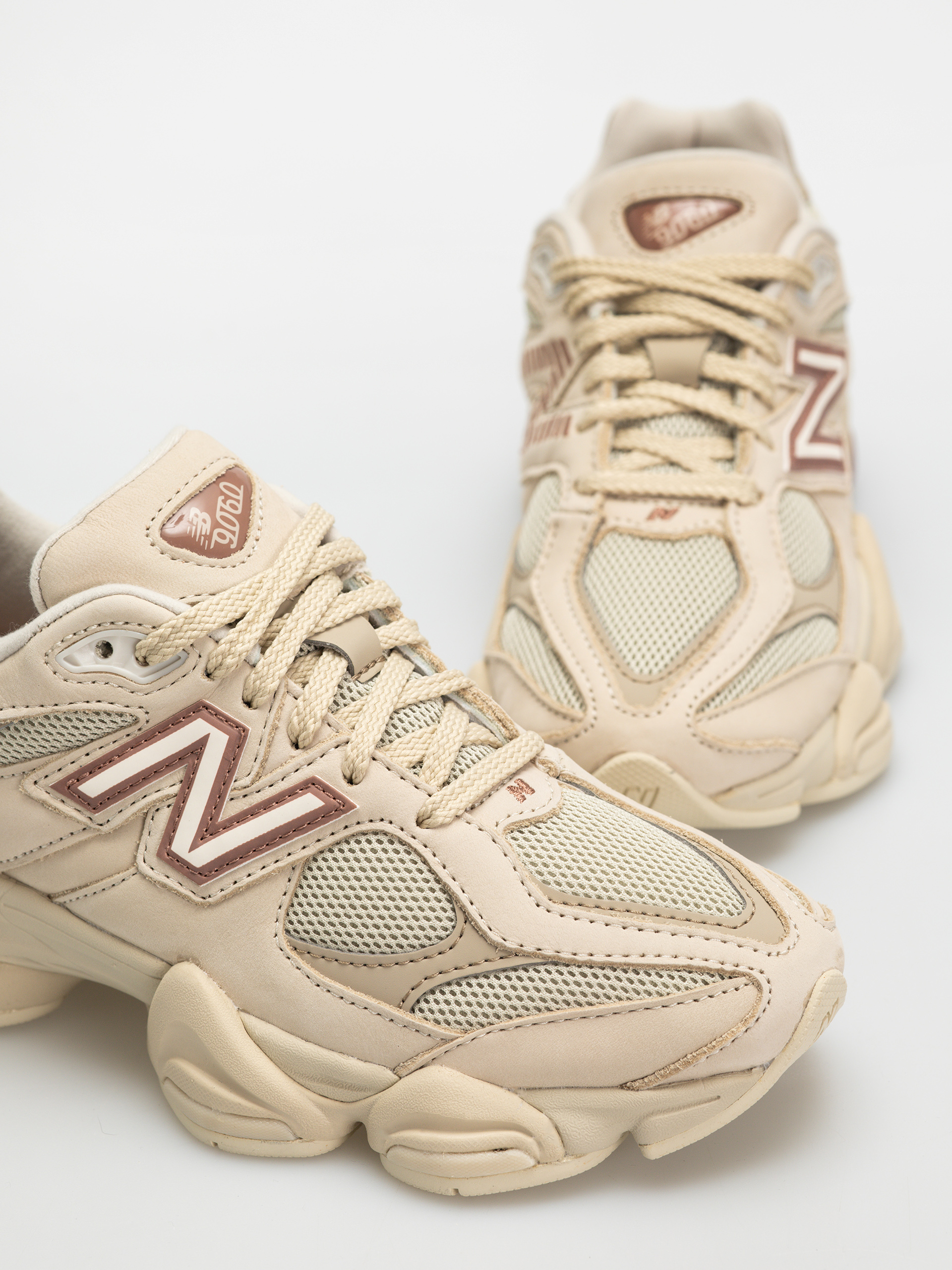 Boty New Balance 9060 (bone)