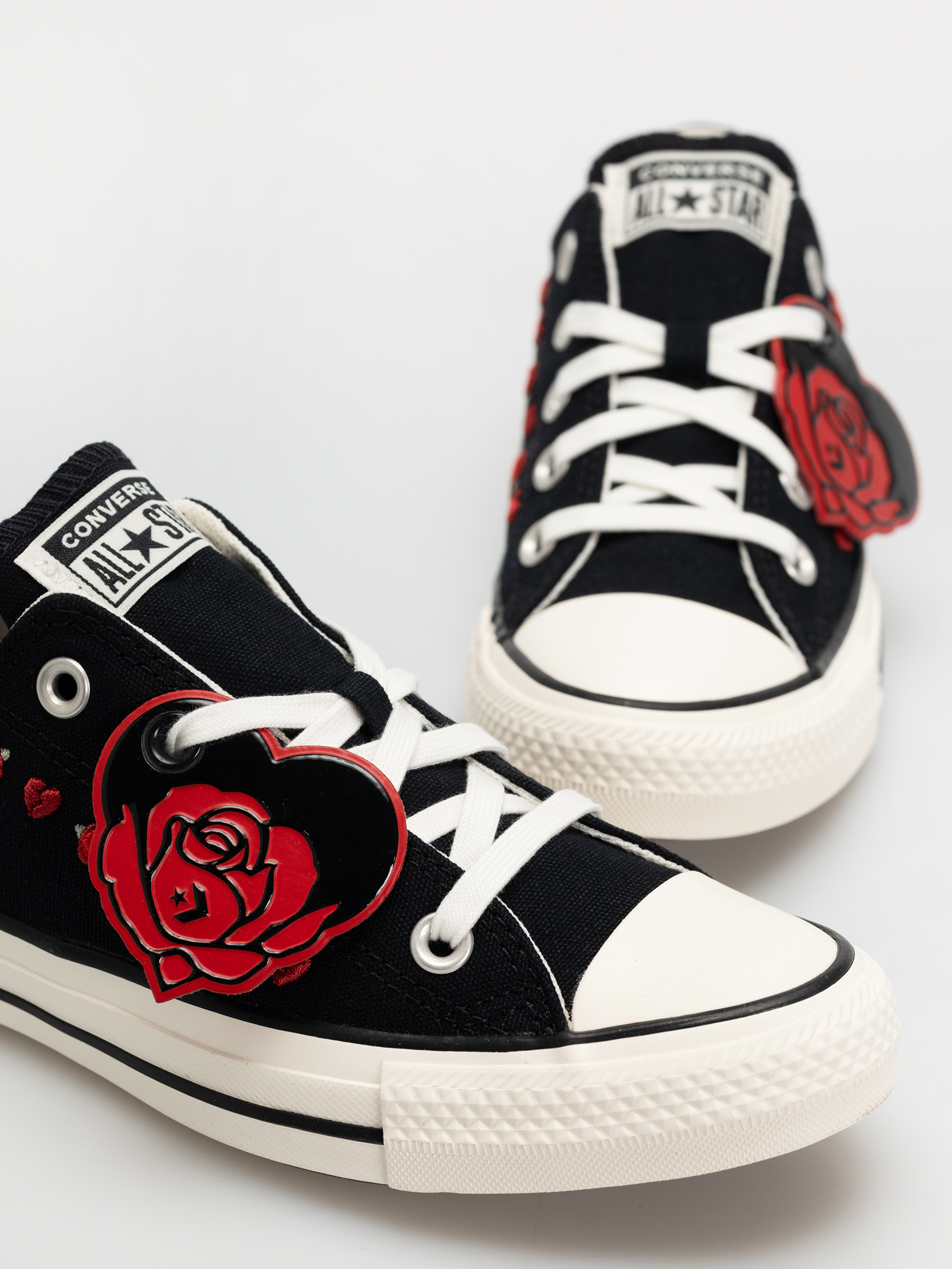 Tenisky Converse Chuck Taylor All Star Ox Wmn (black/red/egret)