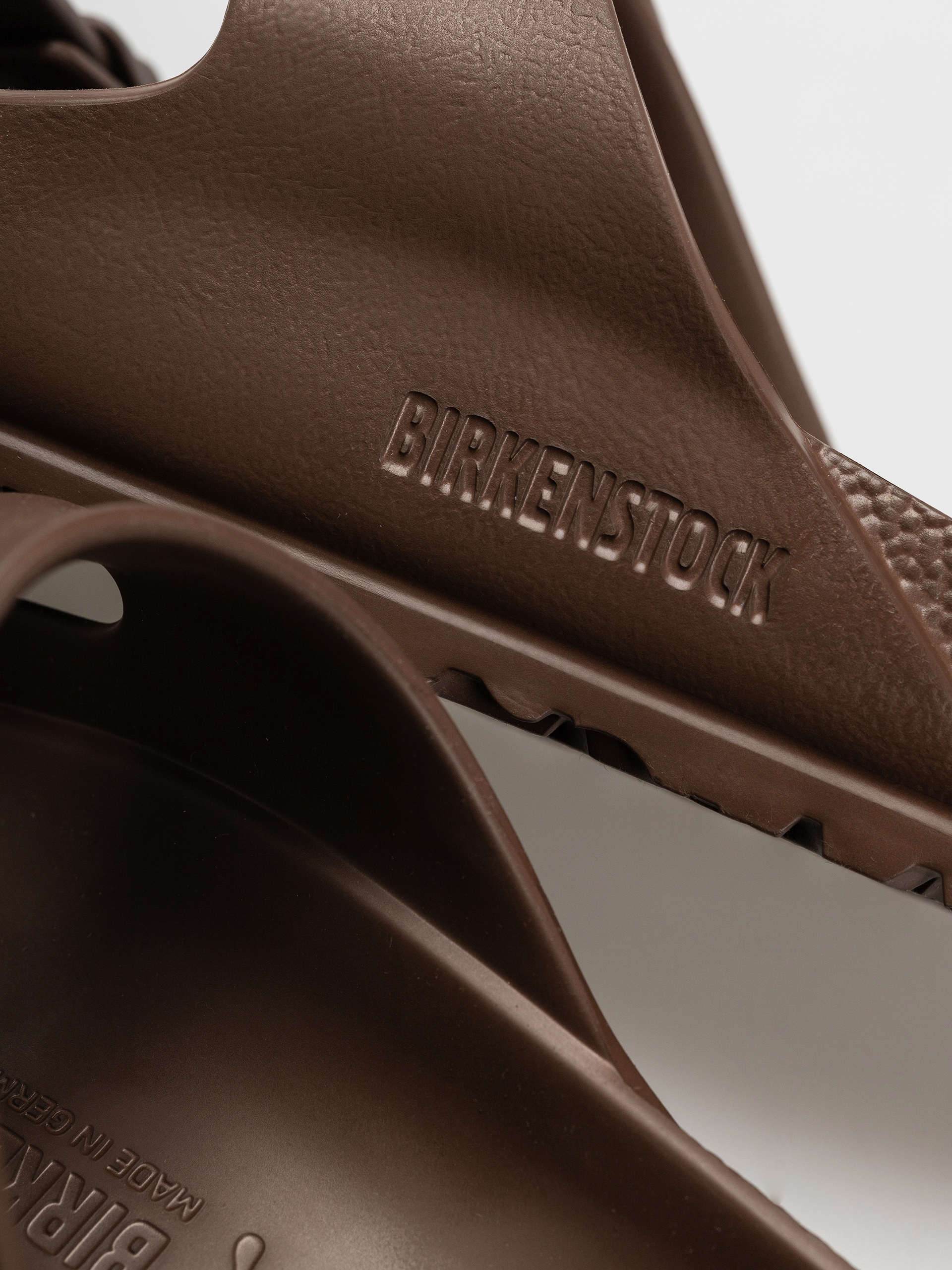 Plážovky Birkenstock Arizona Essentials EVA Narrow Wmn (roast)