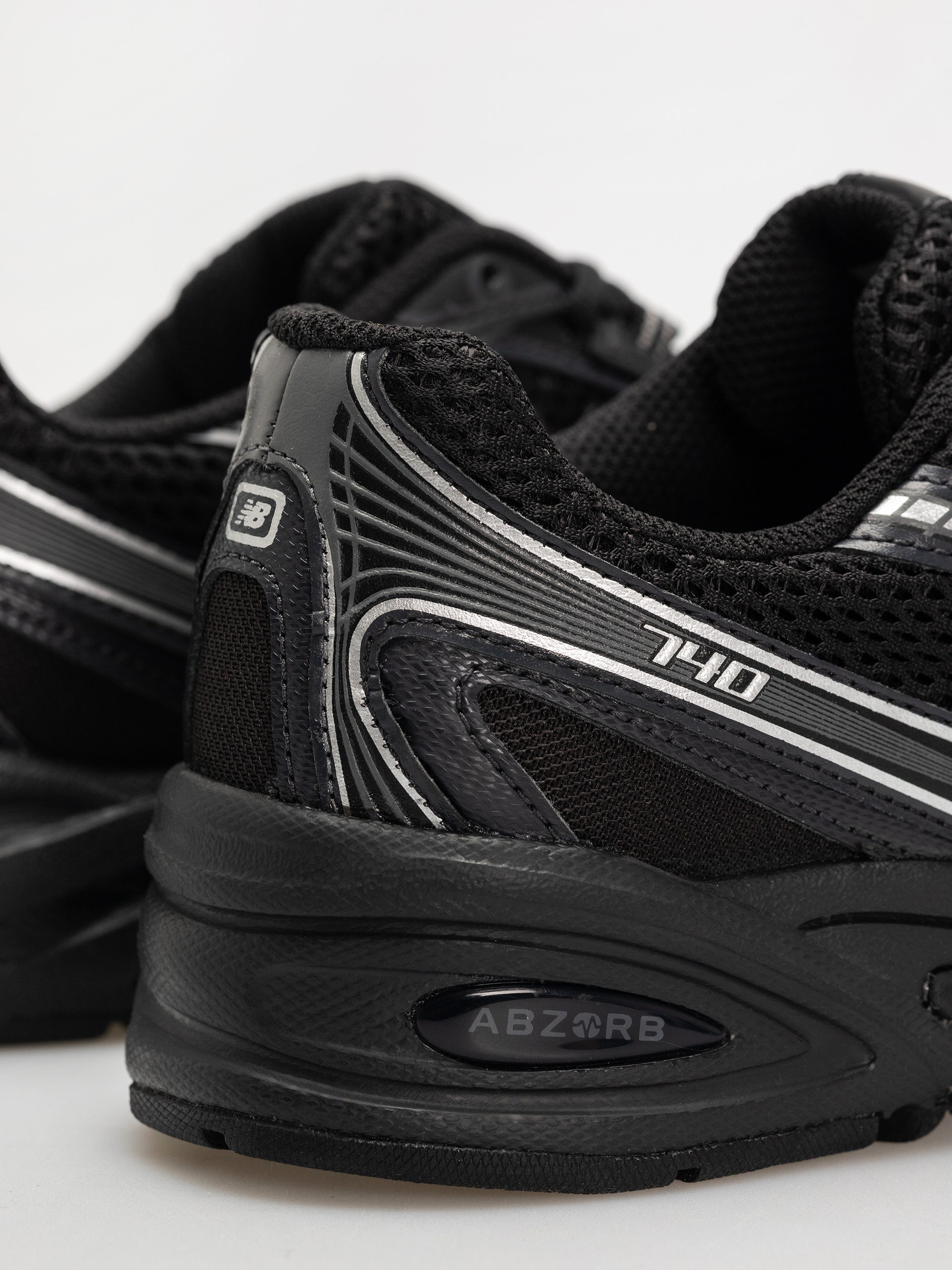 Boty New Balance 740 (black)