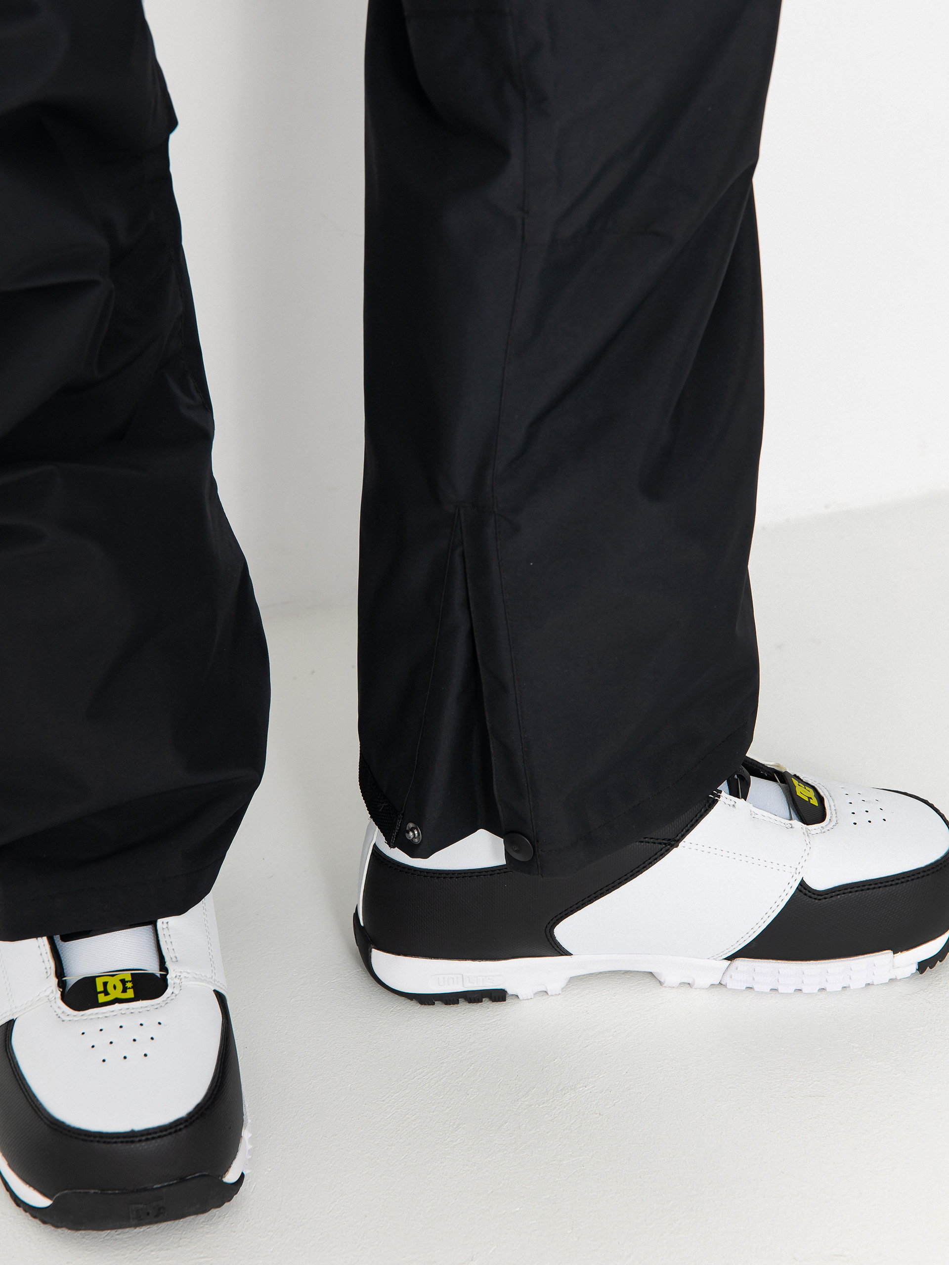 Pánské Snowboardové kalhoty  DC Docile Bib (black)